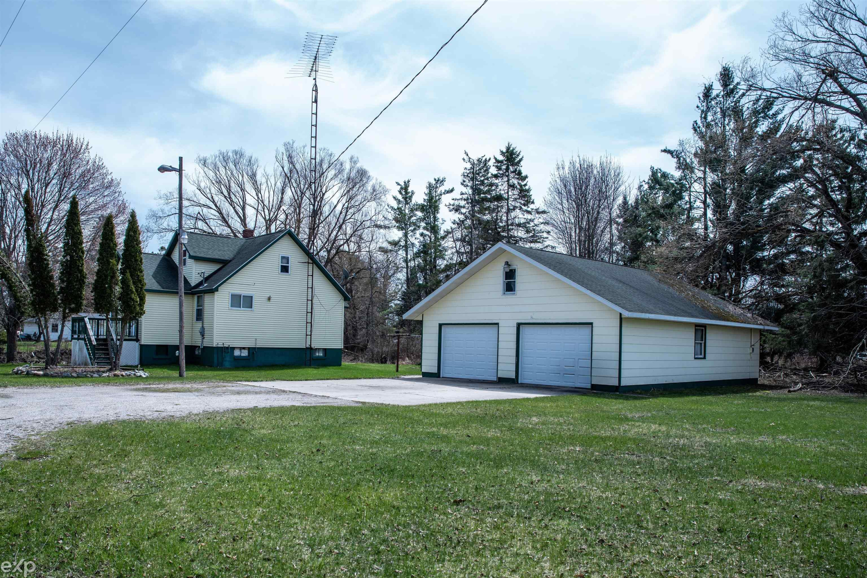 5368 Alger Smith Road Road, Black River, MI 48721