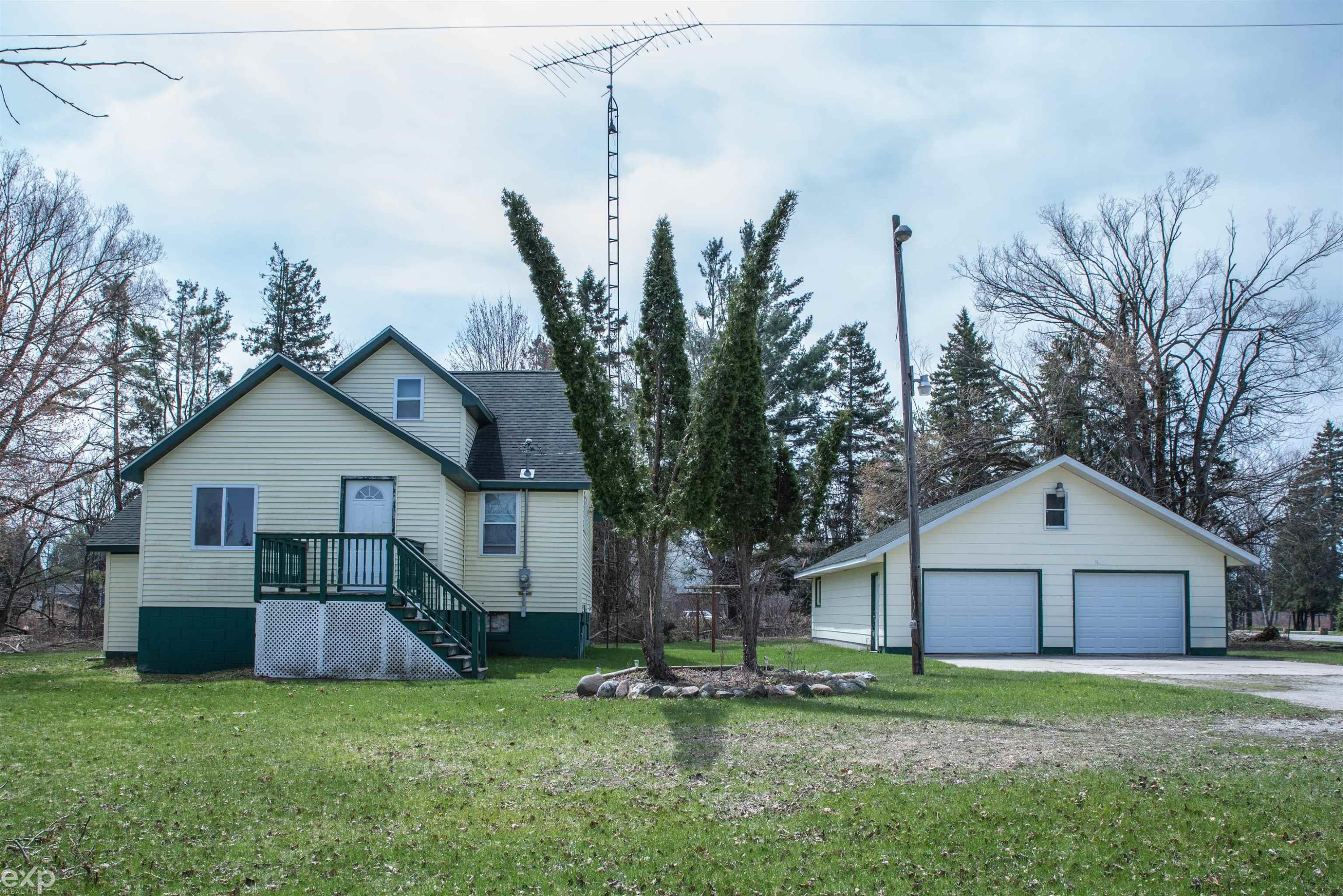 5368 Alger Smith Road Road, Black River, MI 48721 — Photo 2