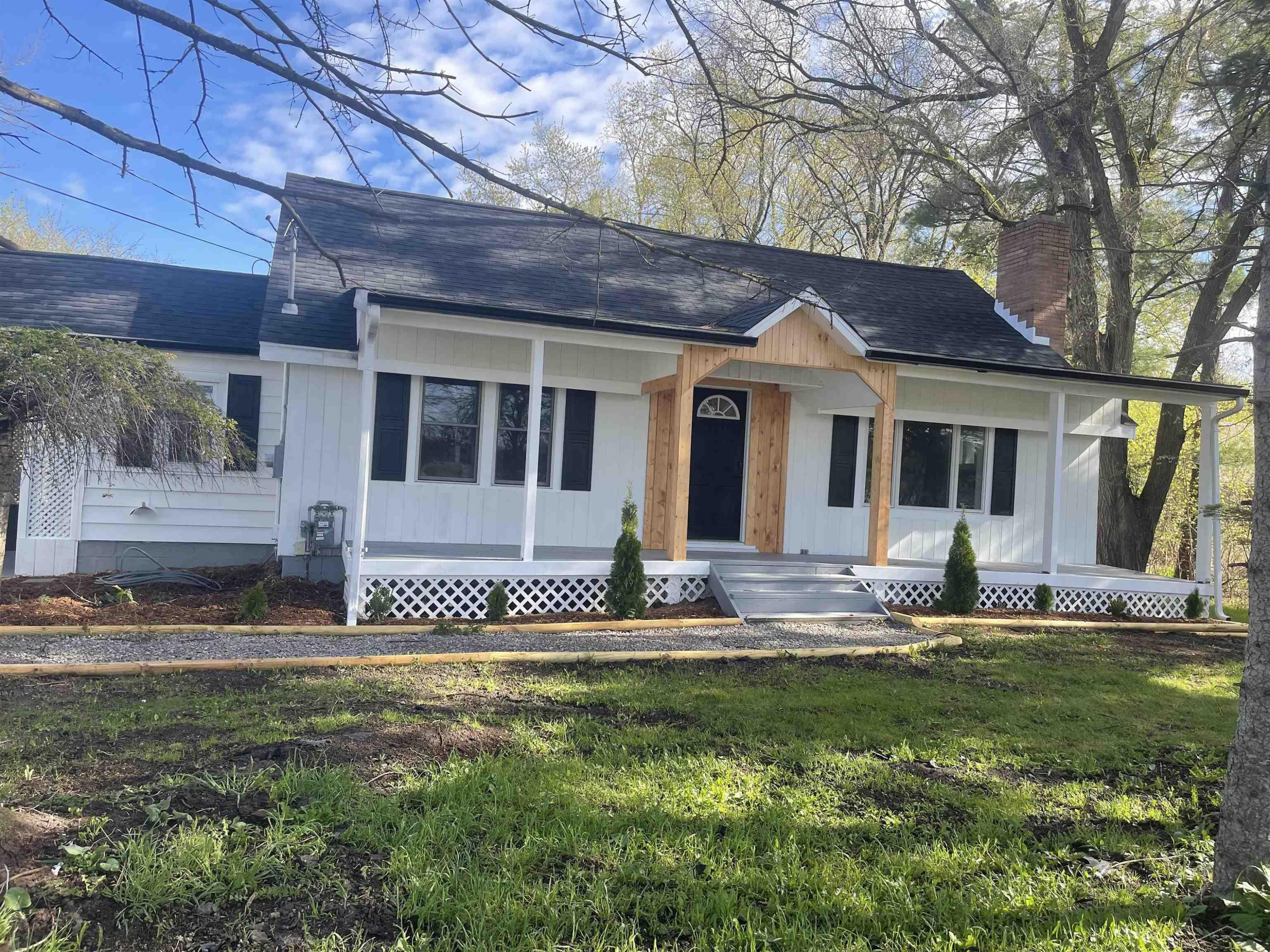1329 E Isabella Road, Midland, MI 48640