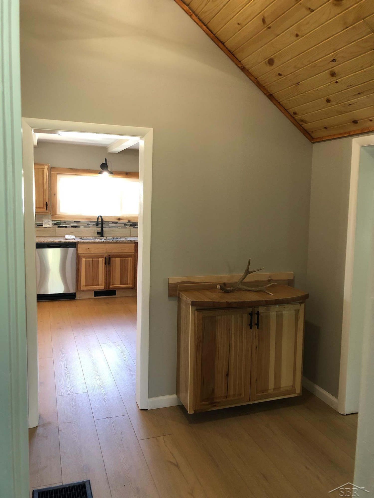 1329 E Isabella Road, Midland, MI 48640 — Photo 6
