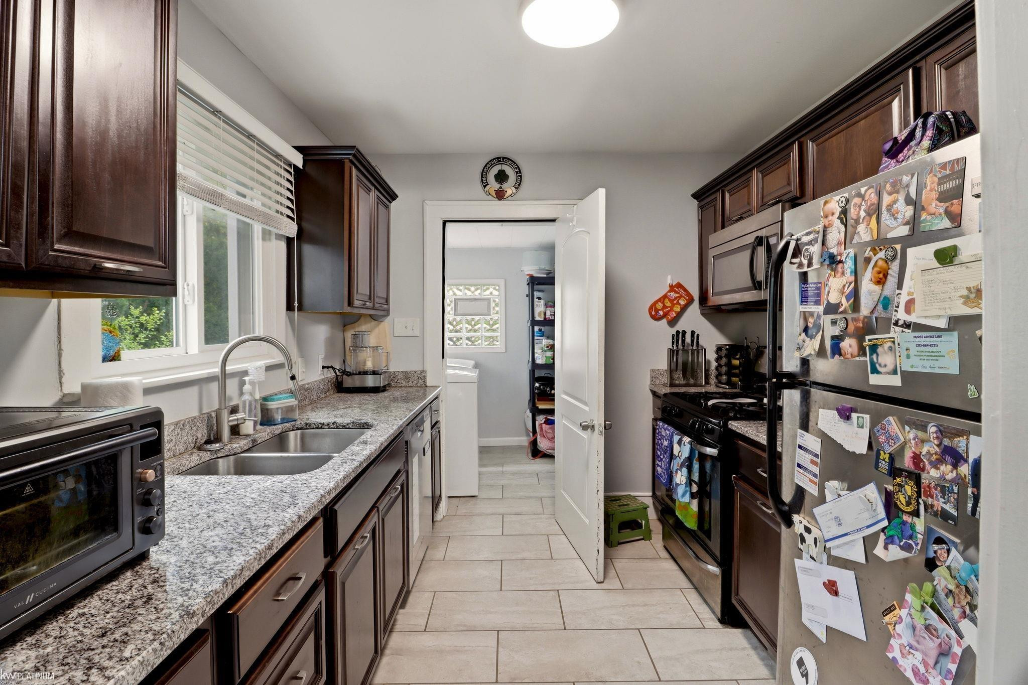 3155 Griffith Avenue, Berkley, MI 48072 — Photo 13