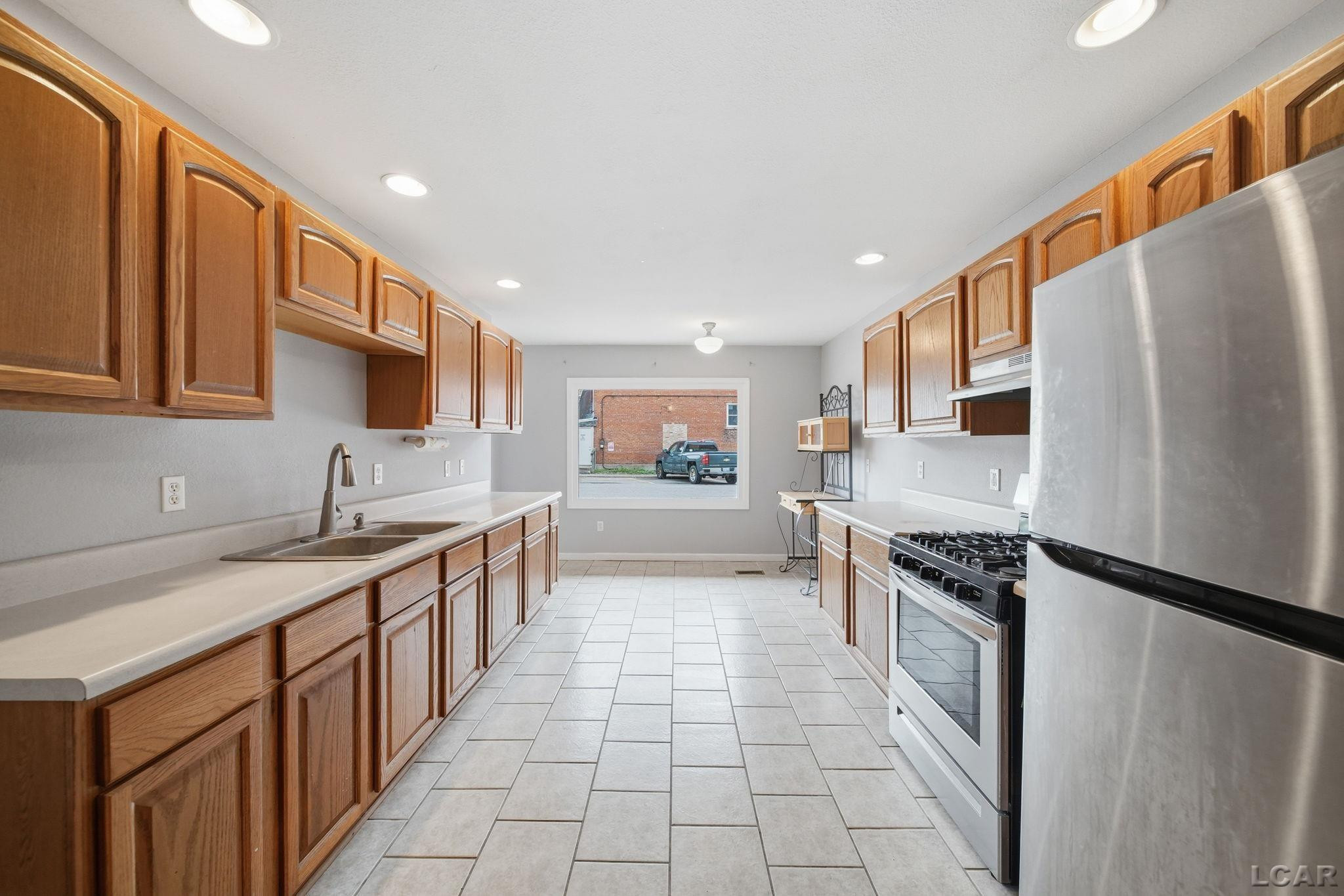 106 N Talbot Street, Addison, MI 49220 — Photo 4