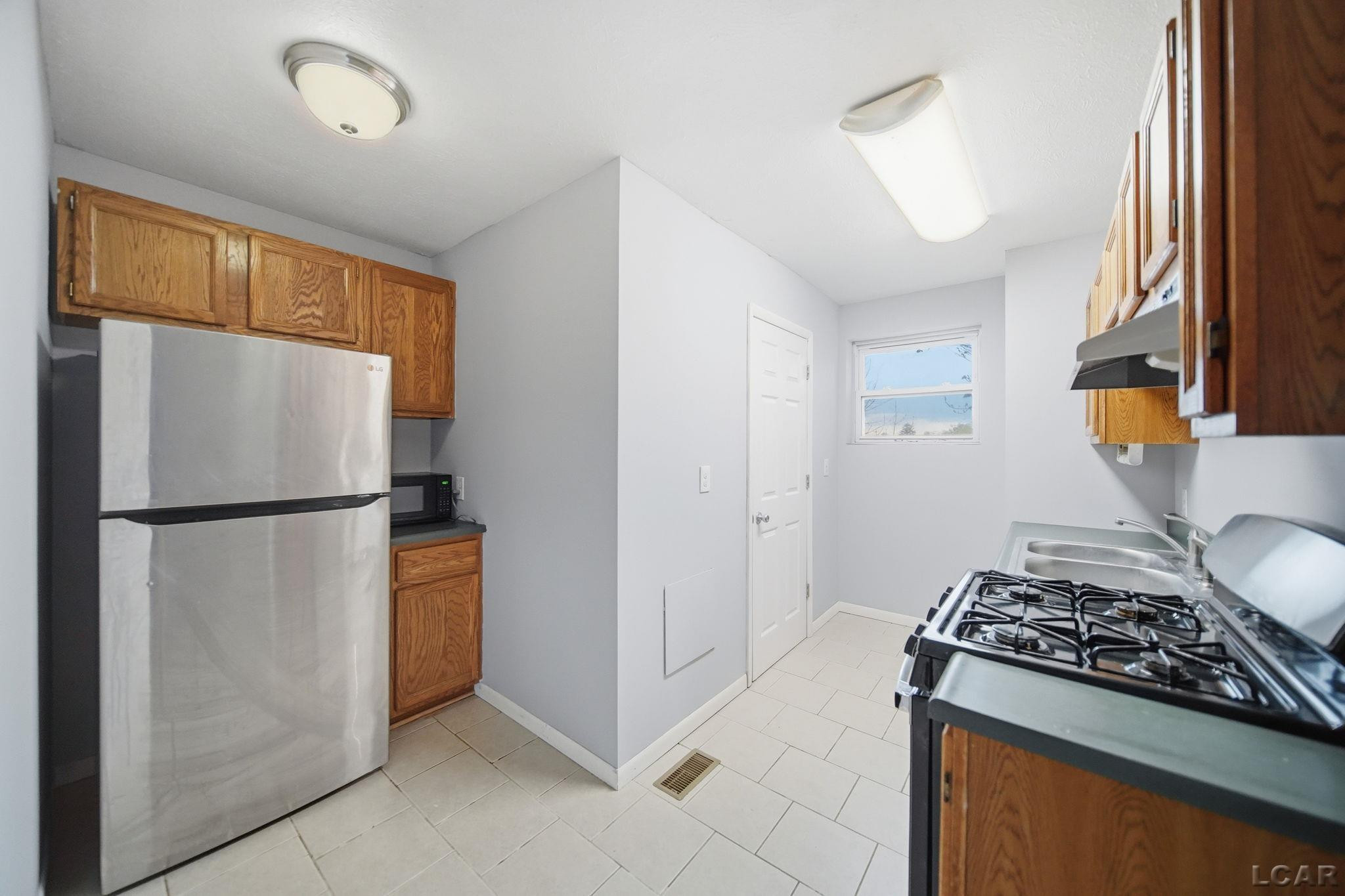 106 N Talbot Street, Addison, MI 49220 — Photo 24