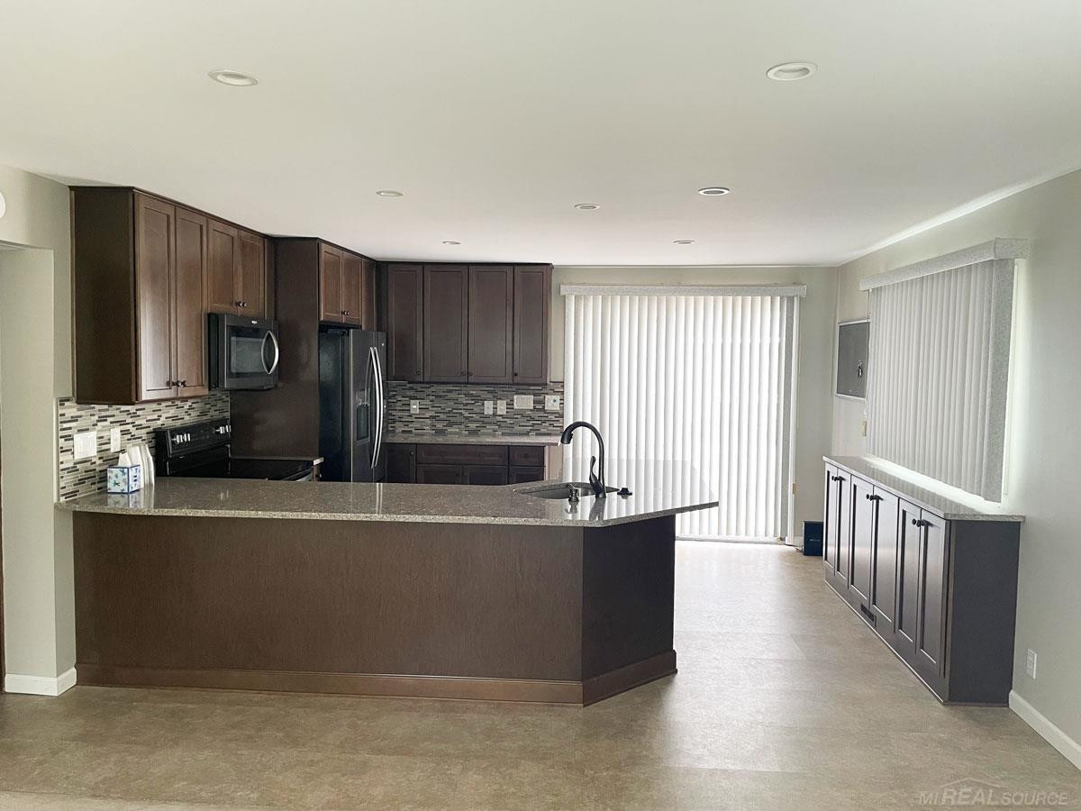 5639 Heathdale Avenue, Warren, MI 48092 — Photo 5