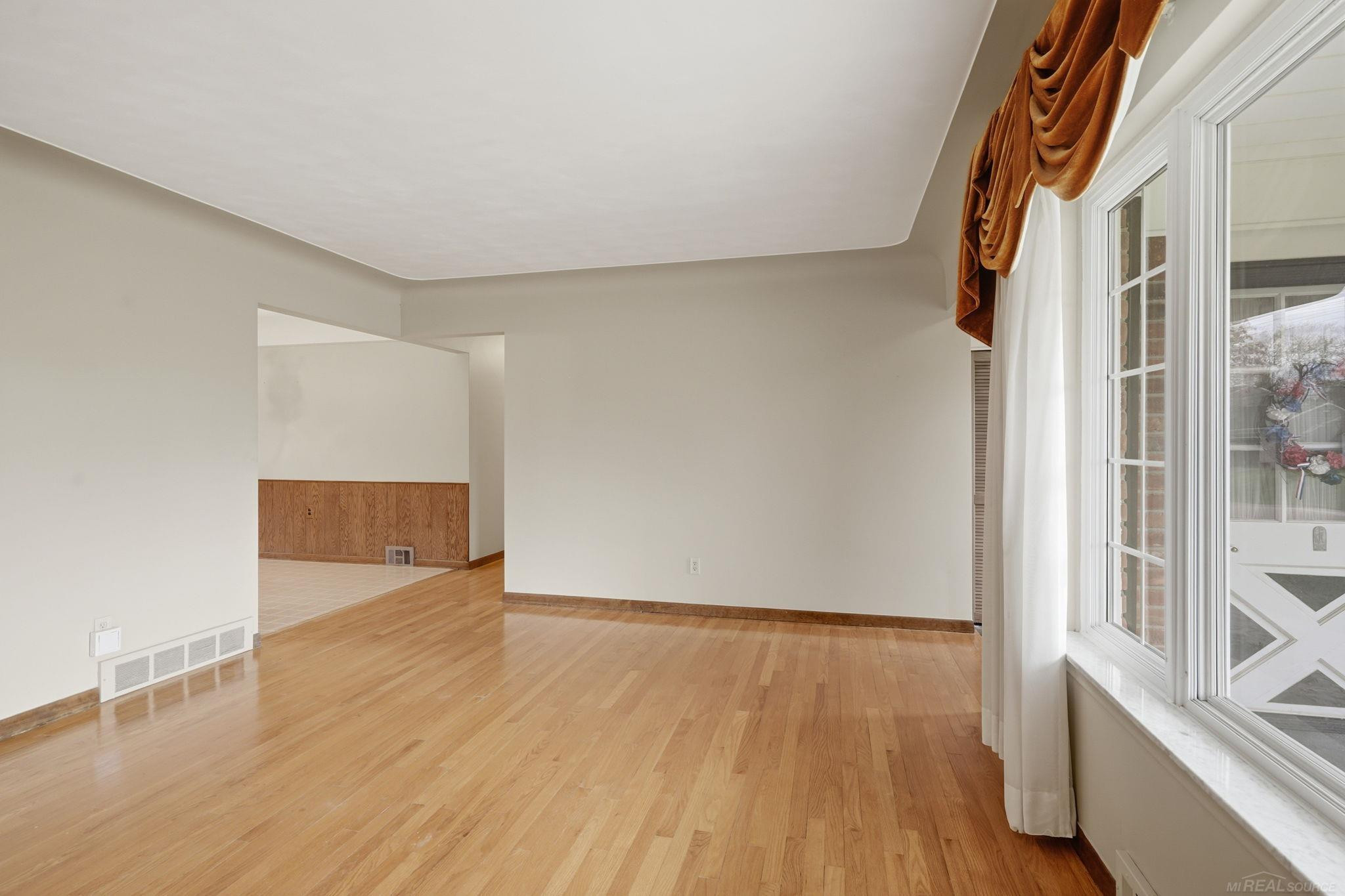 54895 Starlite Drive, Shelby Twp, MI 48316 — Photo 5