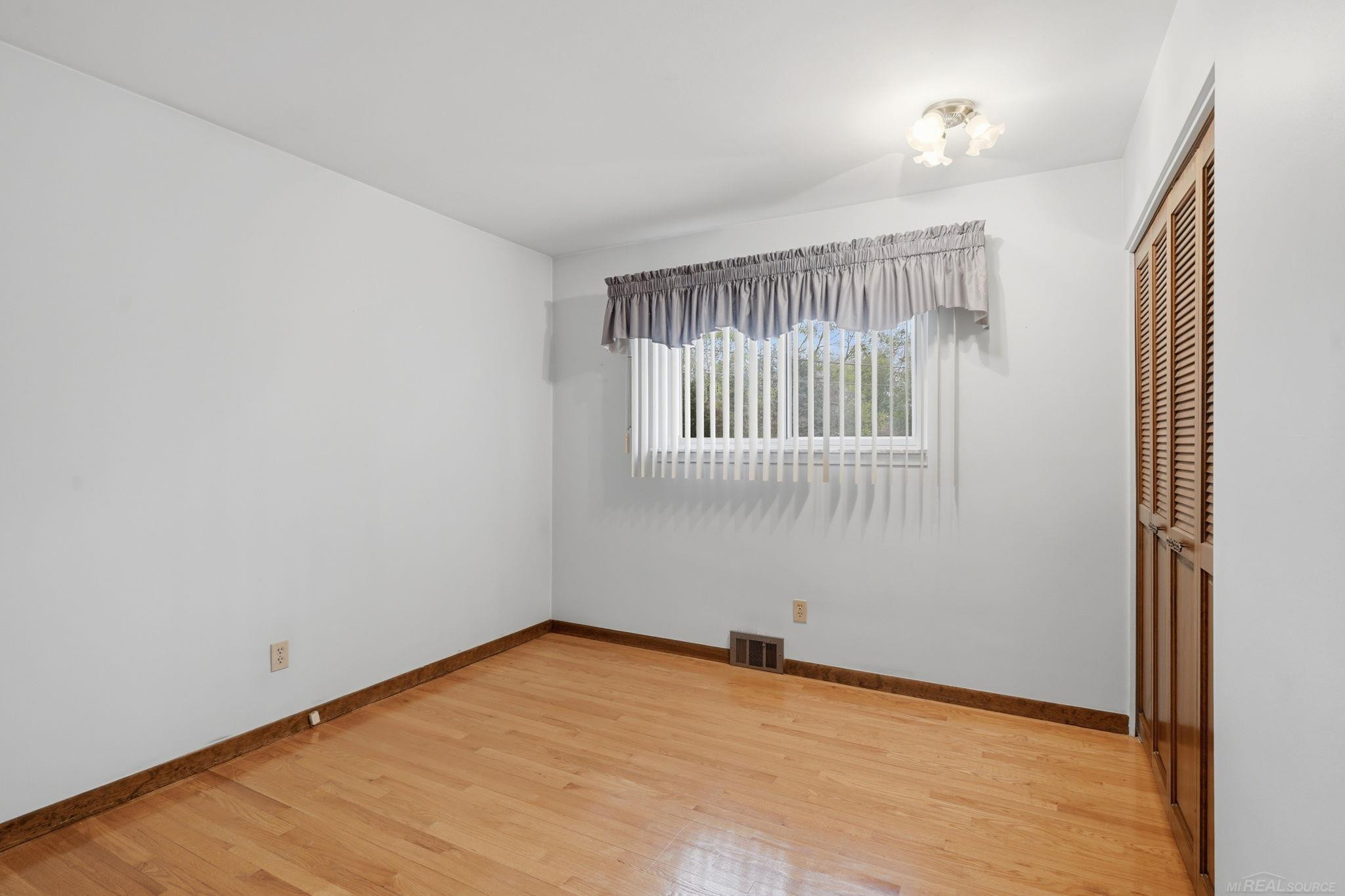 54895 Starlite Drive, Shelby Twp, MI 48316 — Photo 17