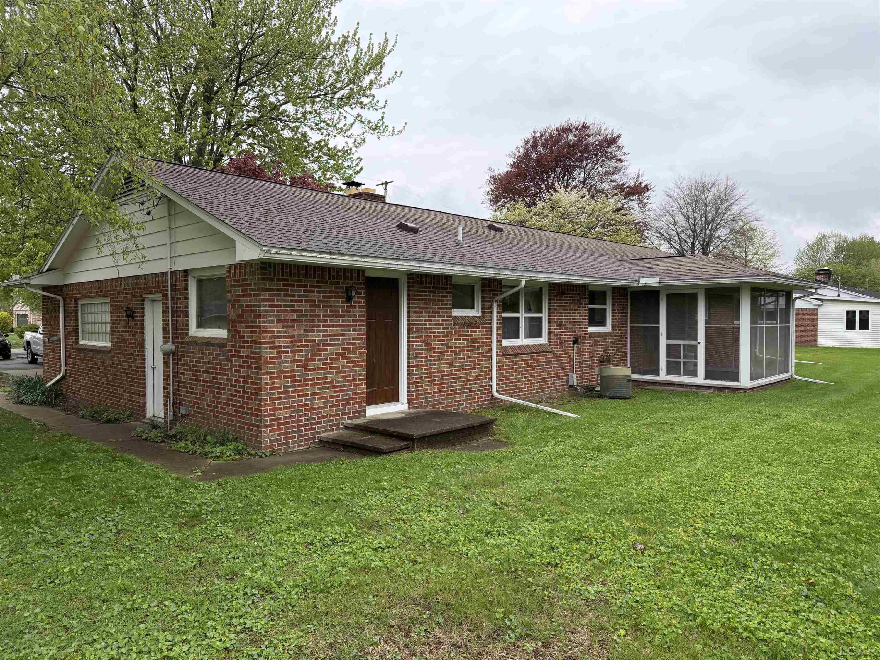 475 N Lane Street, Blissfield, MI 49228 — Photo 2