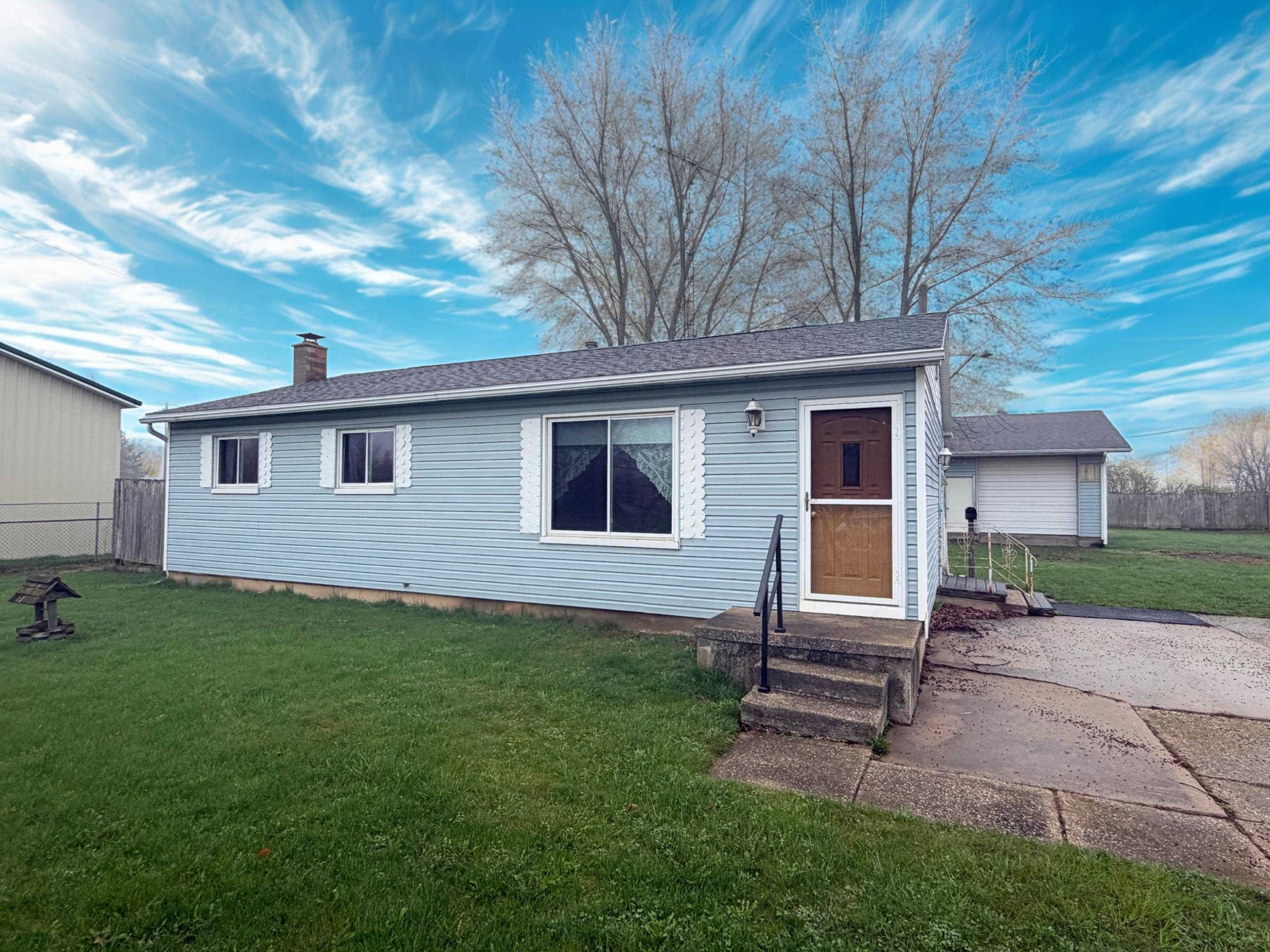 1920 Circle Drive, MI 48733 — Photo 2