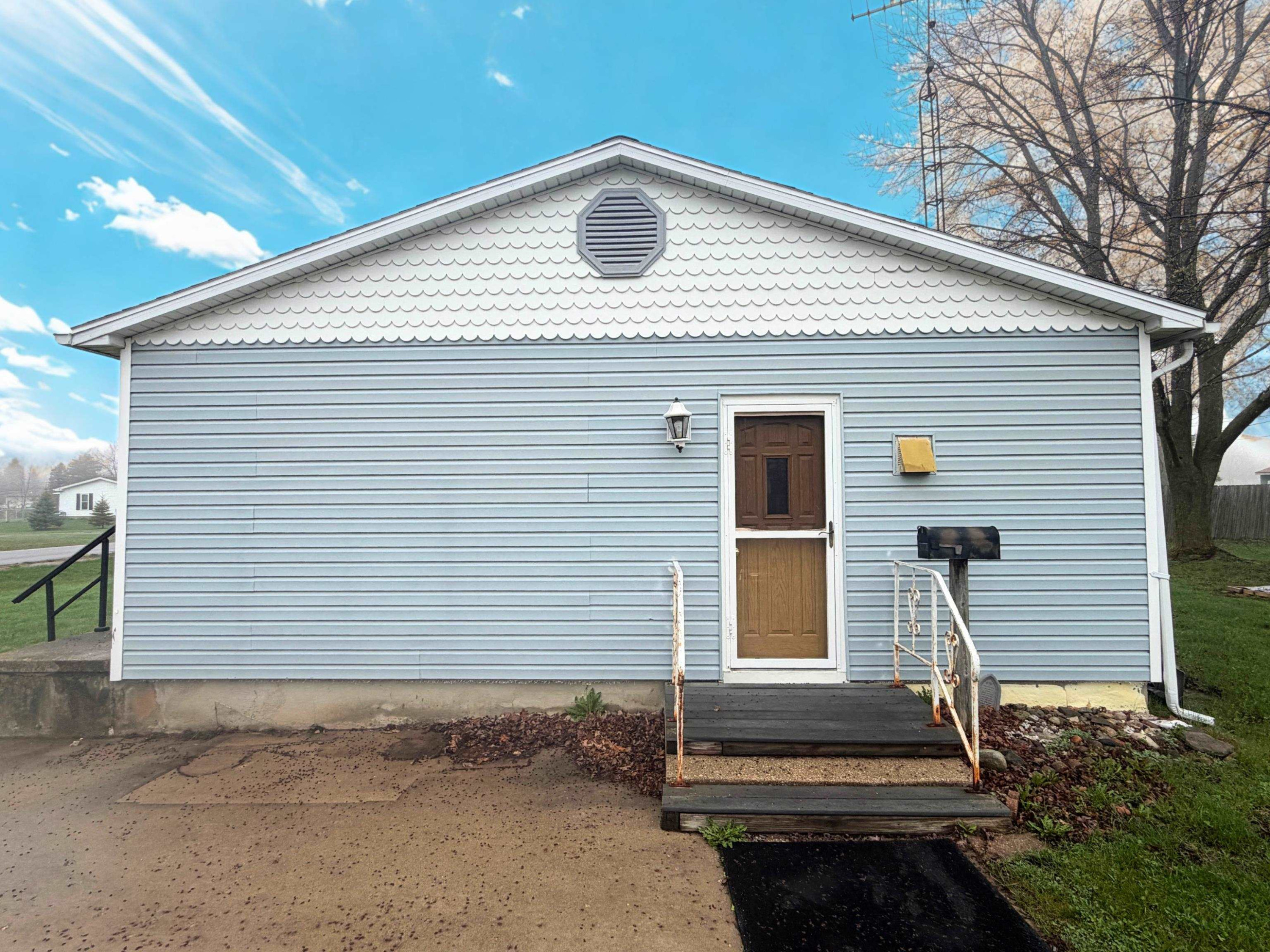 1920 Circle Drive, MI 48733 — Photo 3
