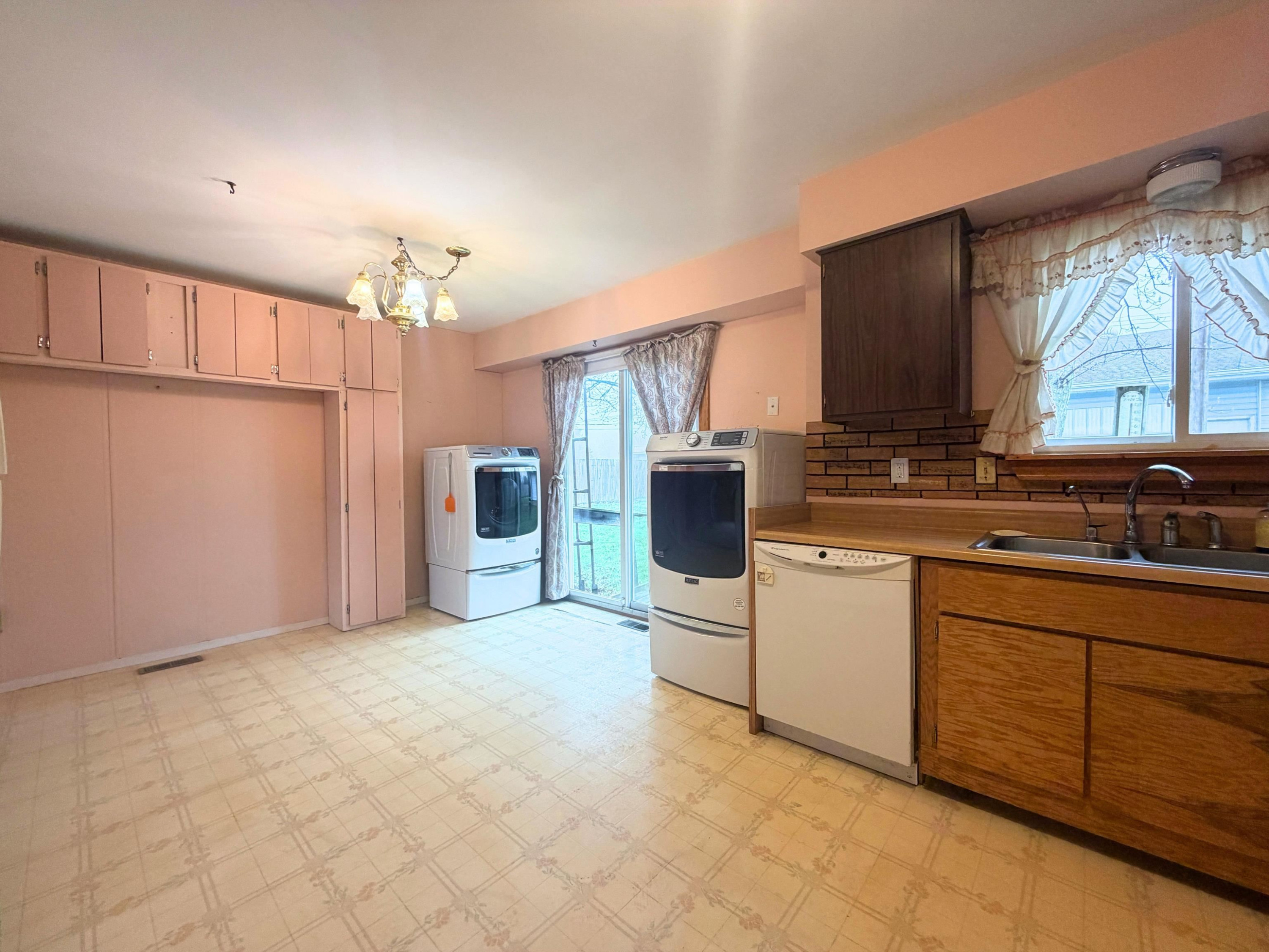 1920 Circle Drive, MI 48733 — Photo 6