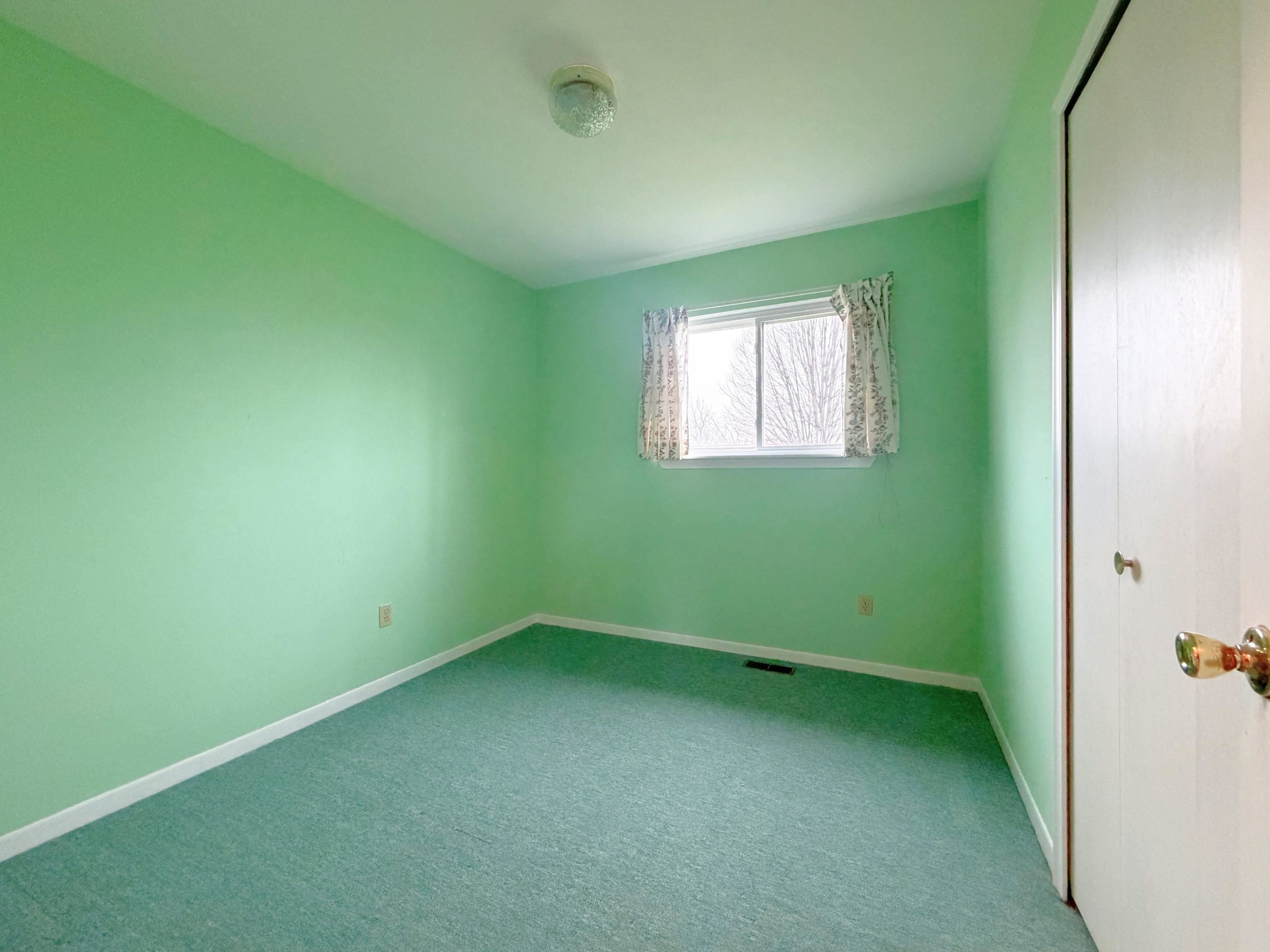 1920 Circle Drive, MI 48733 — Photo 14