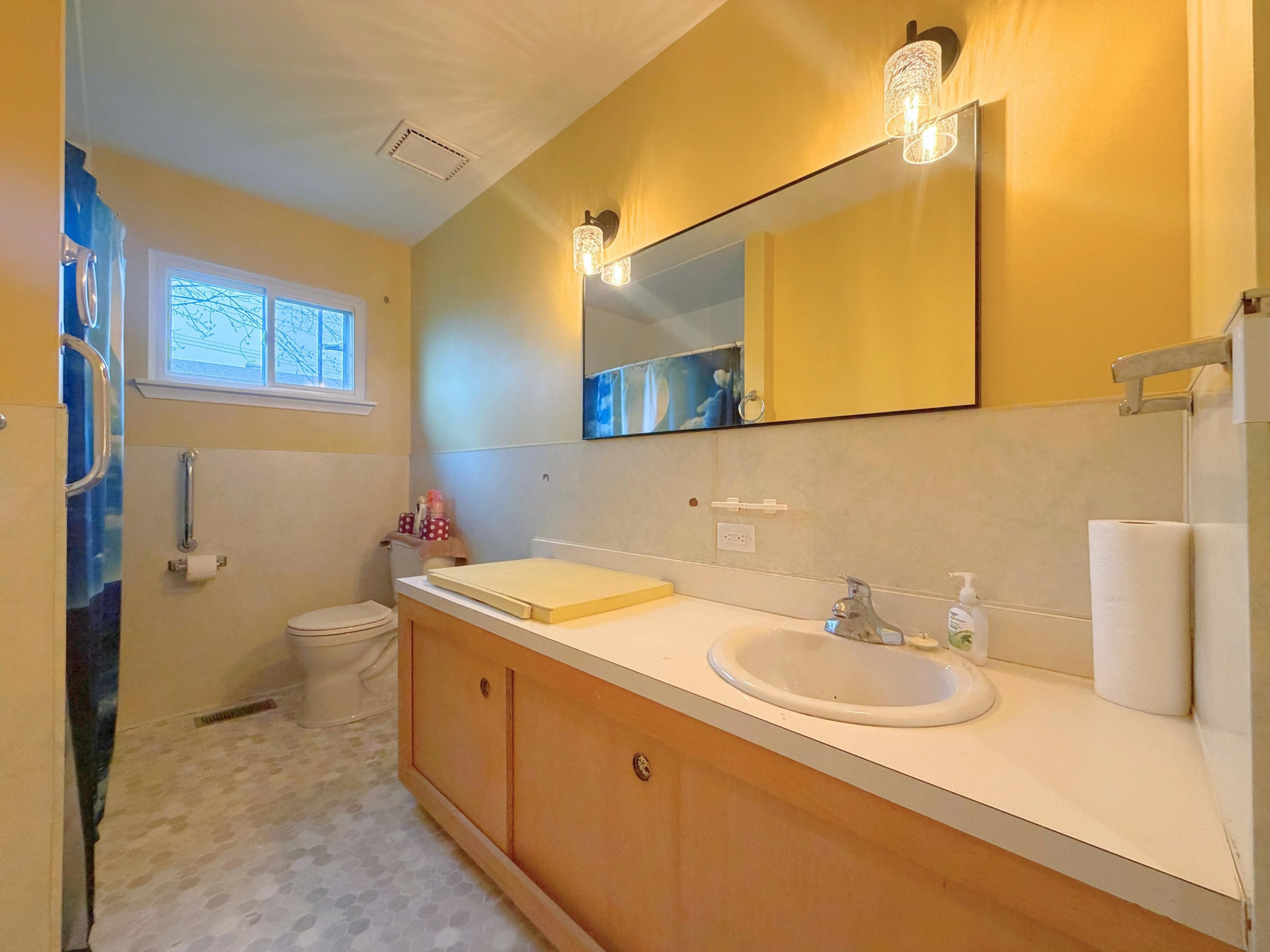 1920 Circle Drive, MI 48733 — Photo 17