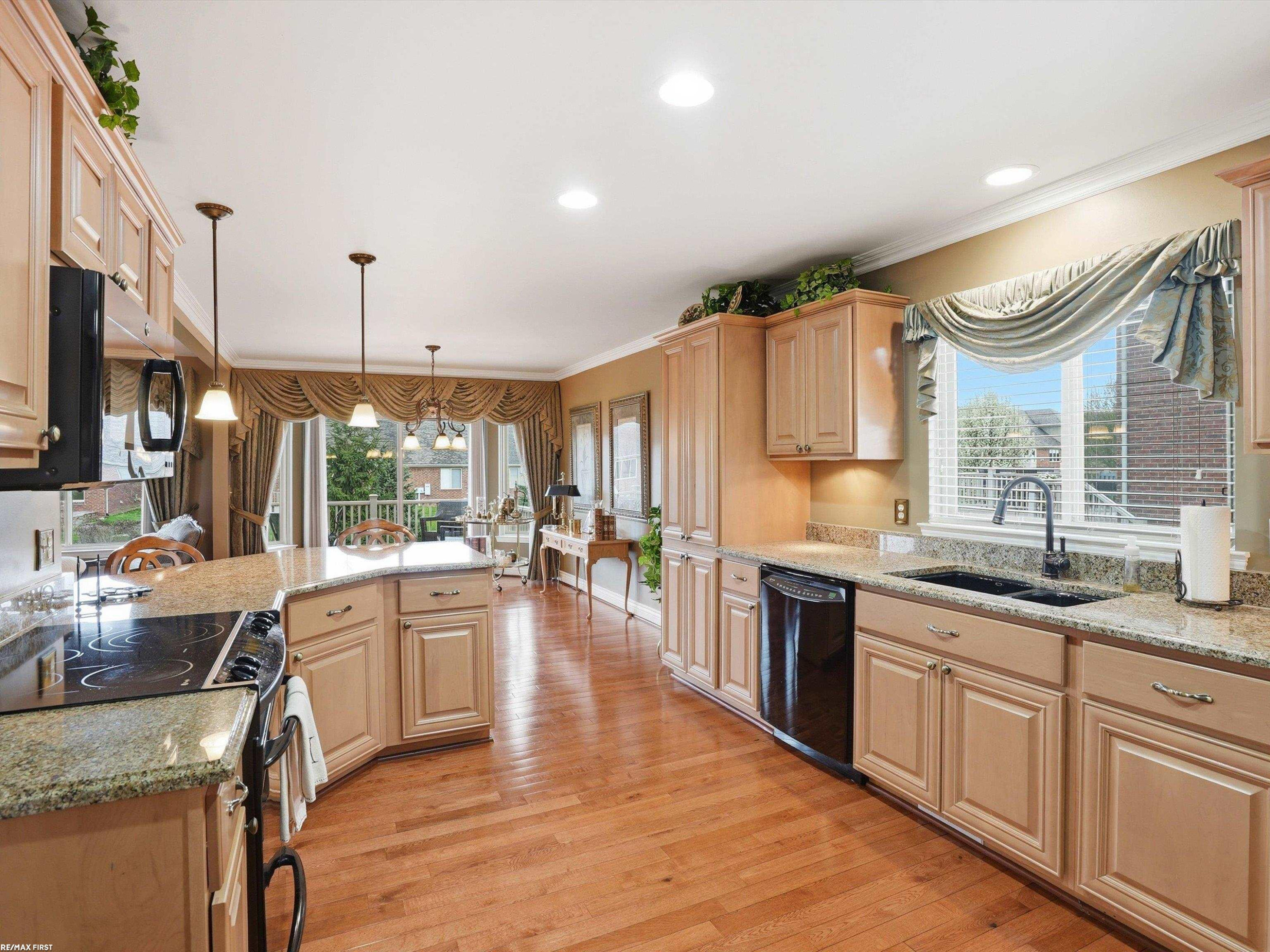 6181 Pond Drive, Washington, MI — Photo 16