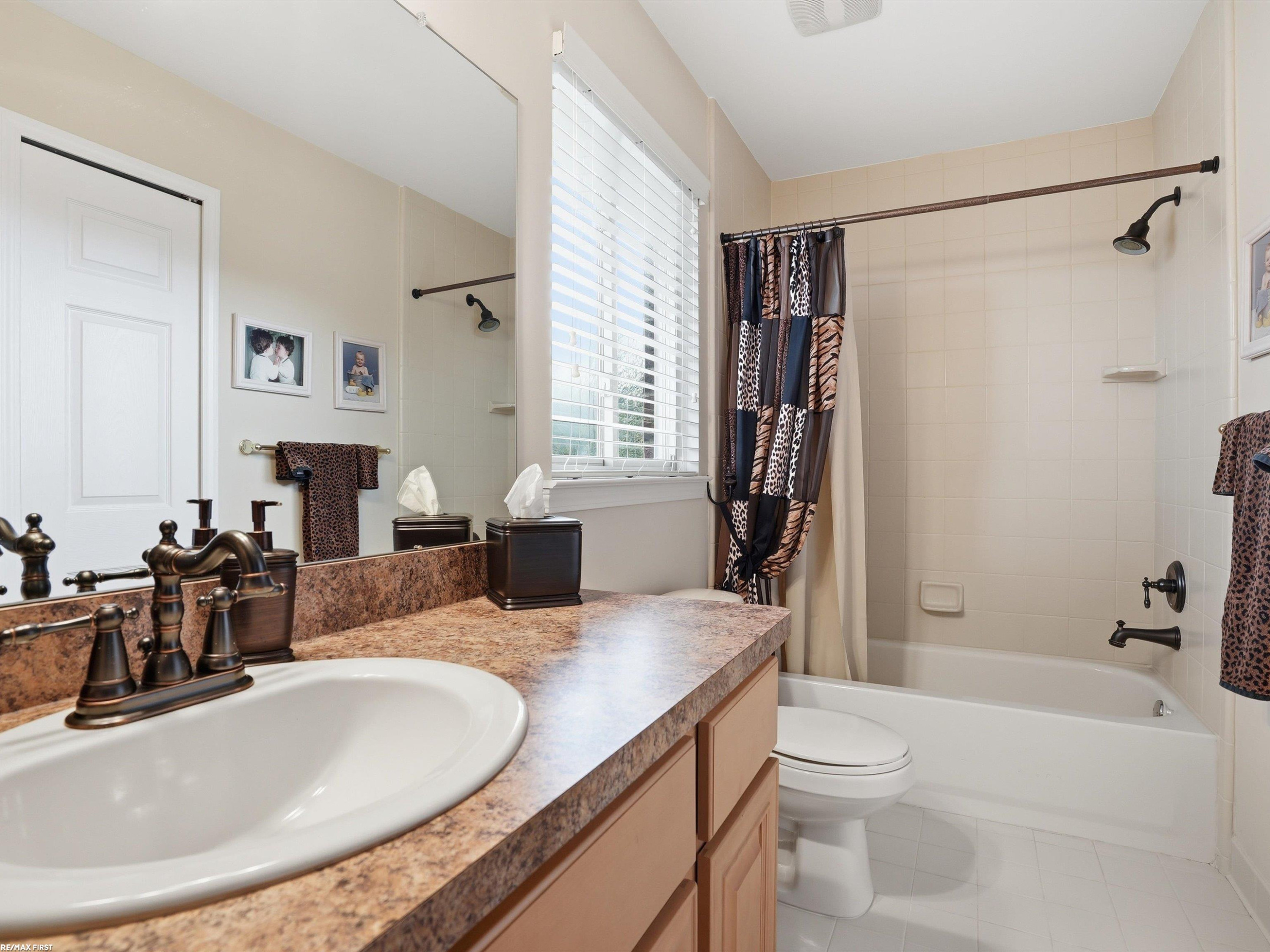 6181 Pond Drive, Washington, MI — Photo 24