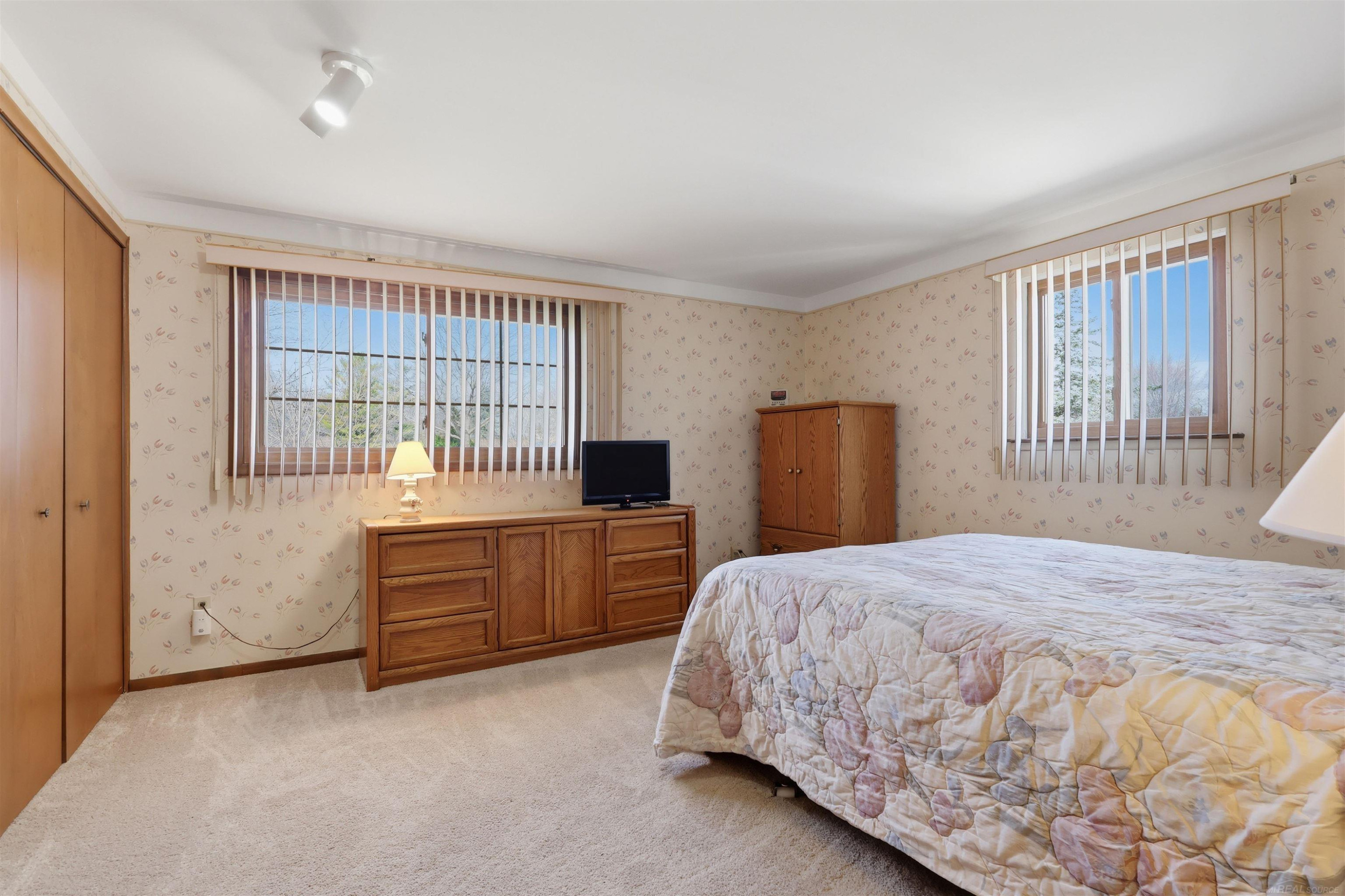 53236 Bancroft Drive, Shelby Twp, MI 48316 — Photo 23