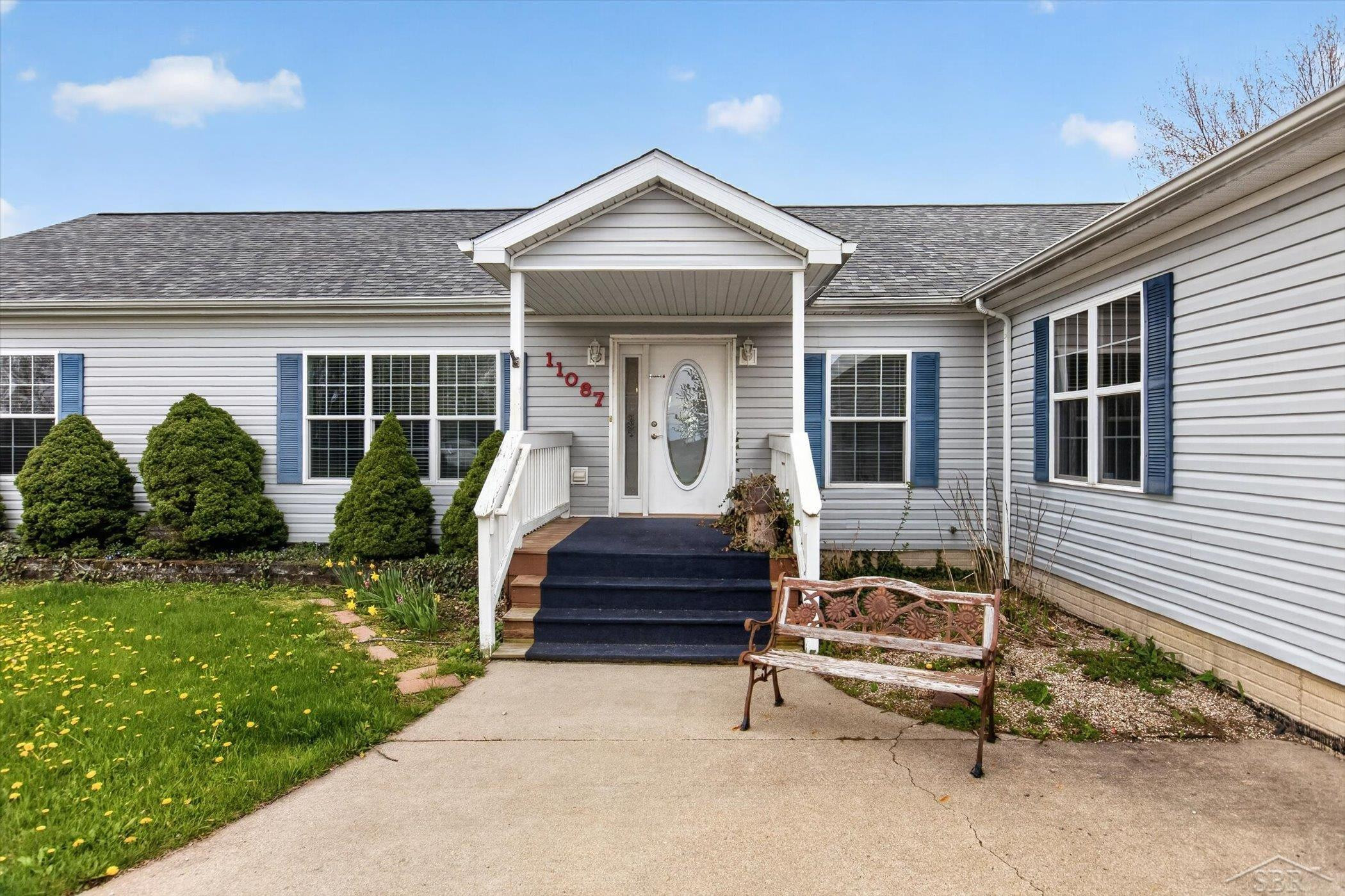 11087 Pierce Road, Freeland, MI 48623 — Photo 2