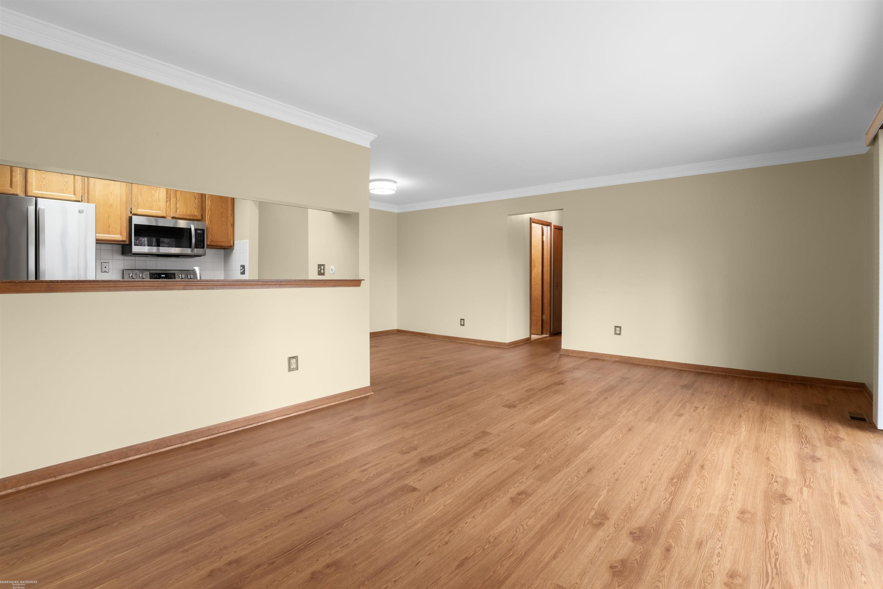 15089 Newberry Court, Shelby, MI 48315 — Photo 3