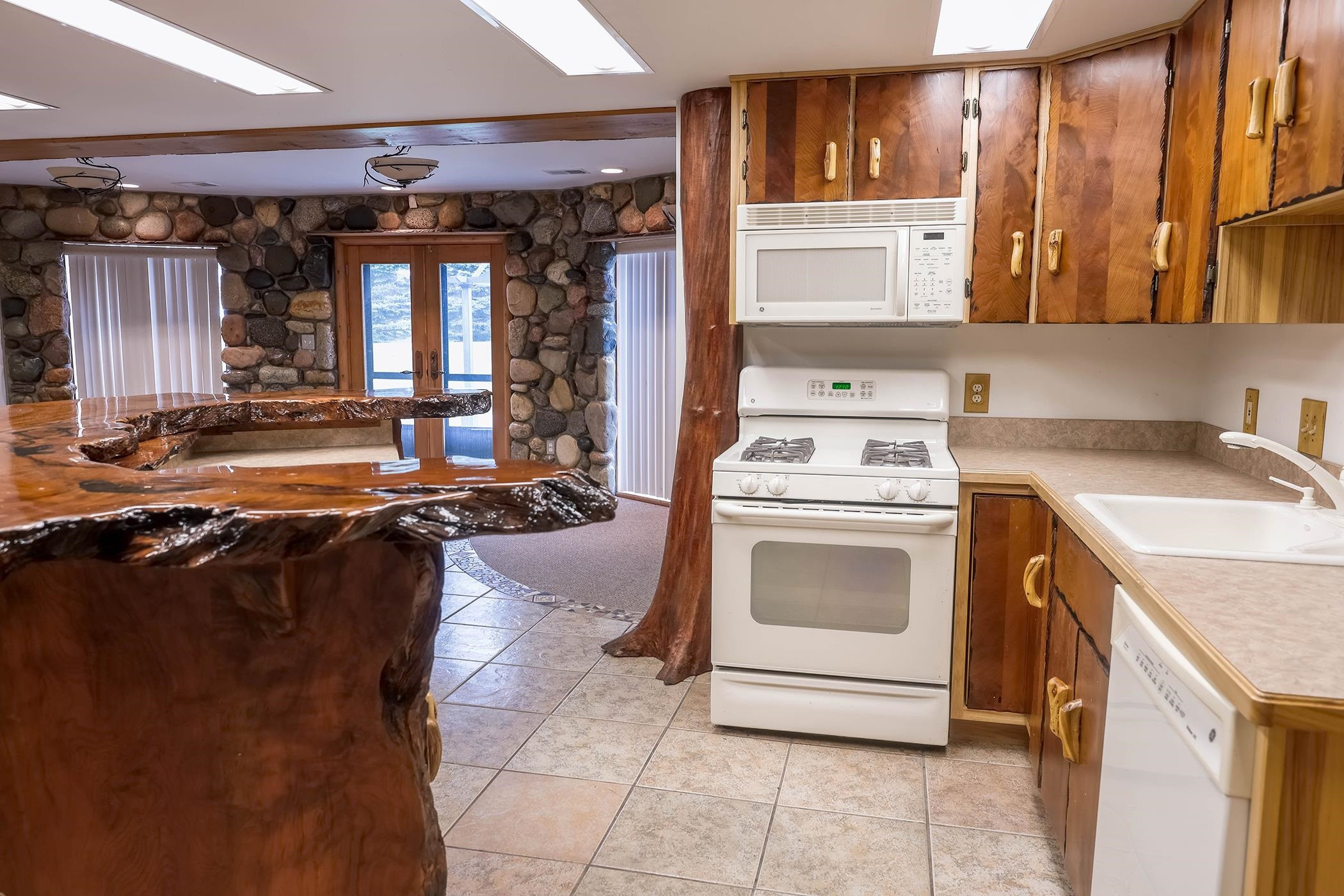 6340 Wolf Road, MI 48416 — Photo 46