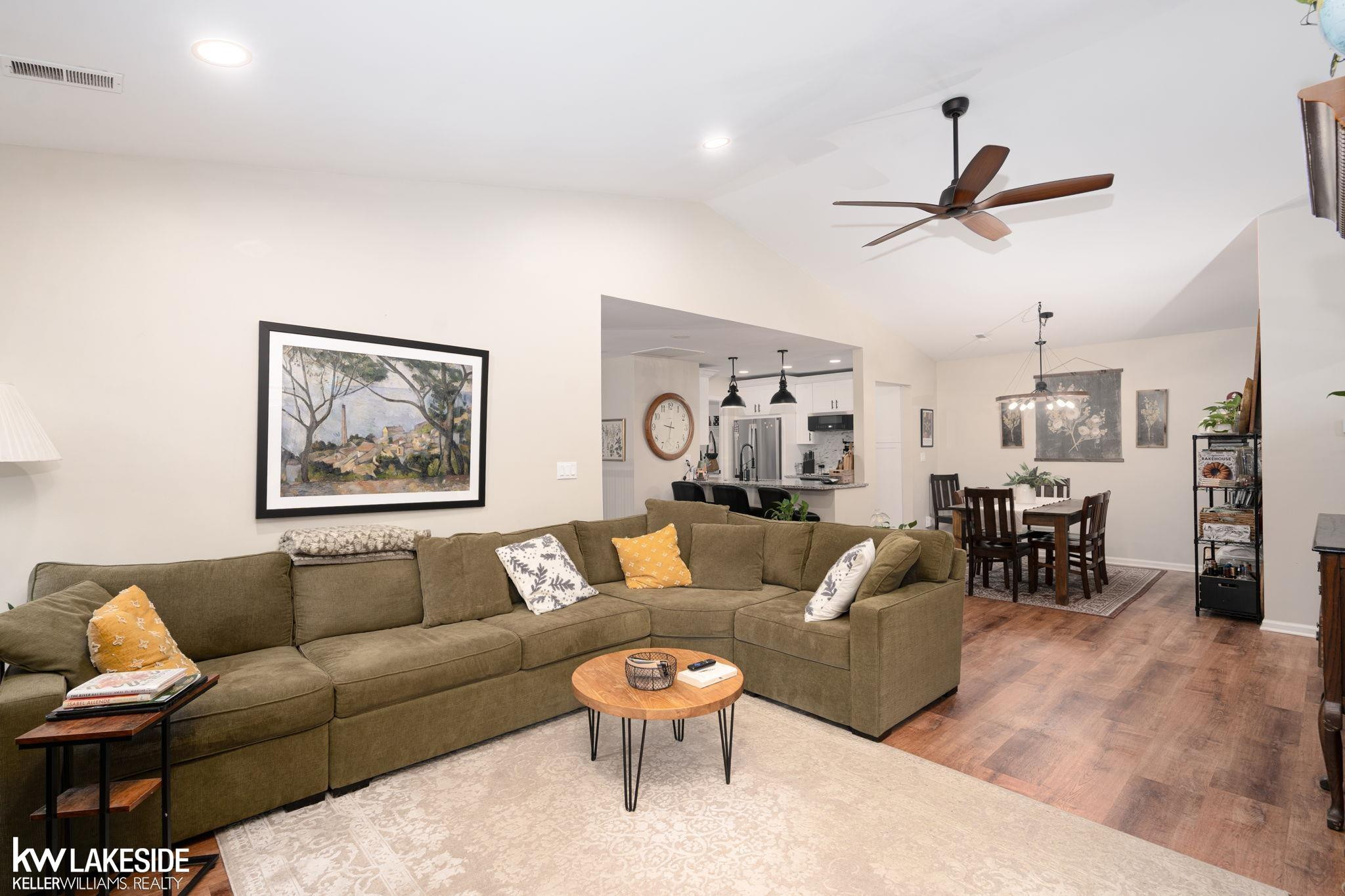 56471 Chesapeake Trail, Utica, MI 48316 — Photo 8