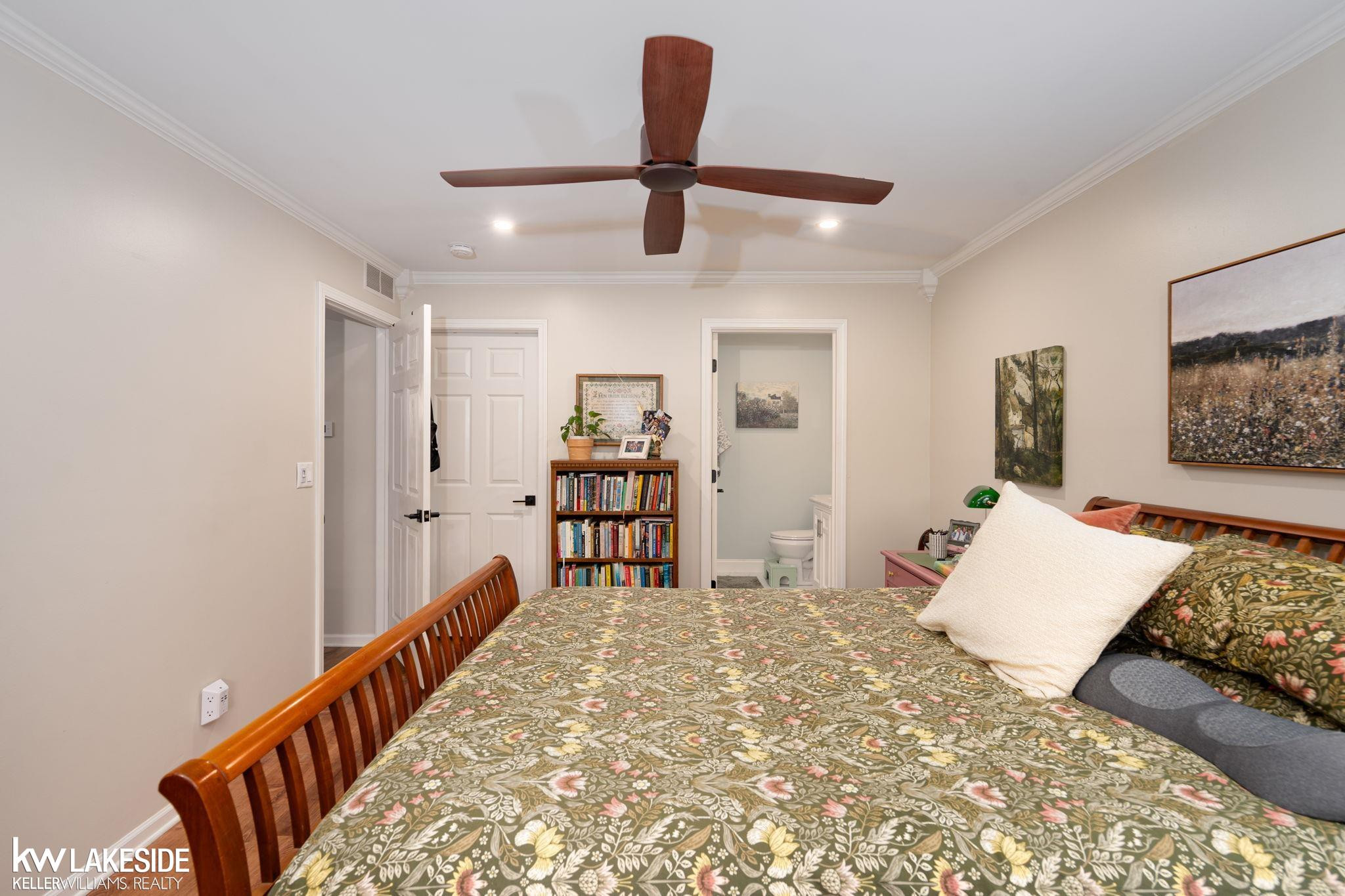 56471 Chesapeake Trail, Utica, MI 48316 — Photo 14