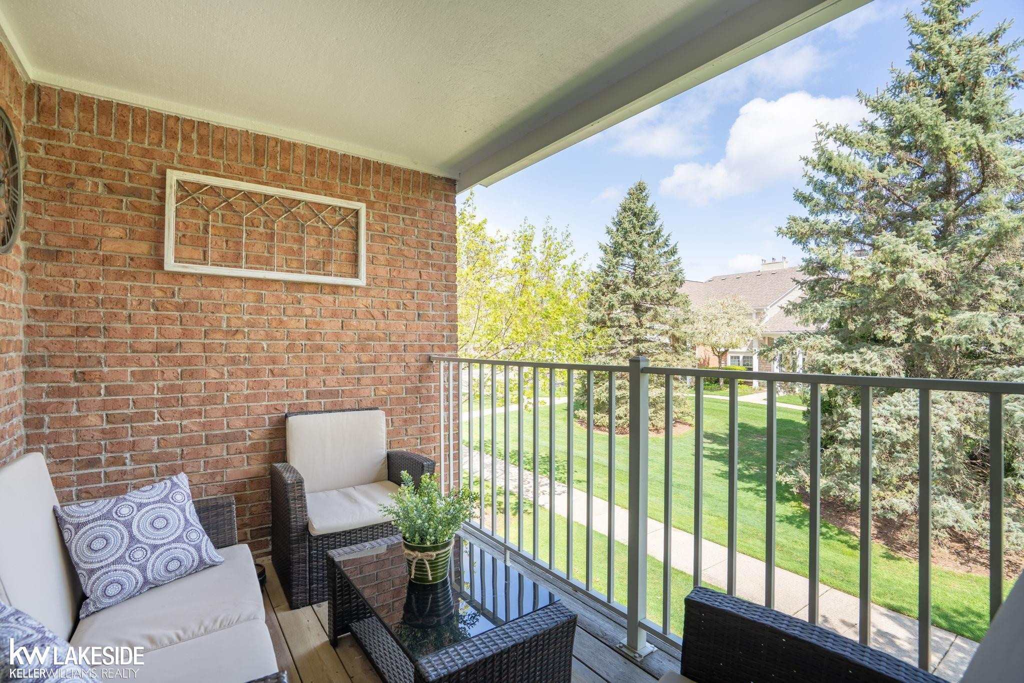 56471 Chesapeake Trail, Utica, MI 48316 — Photo 18