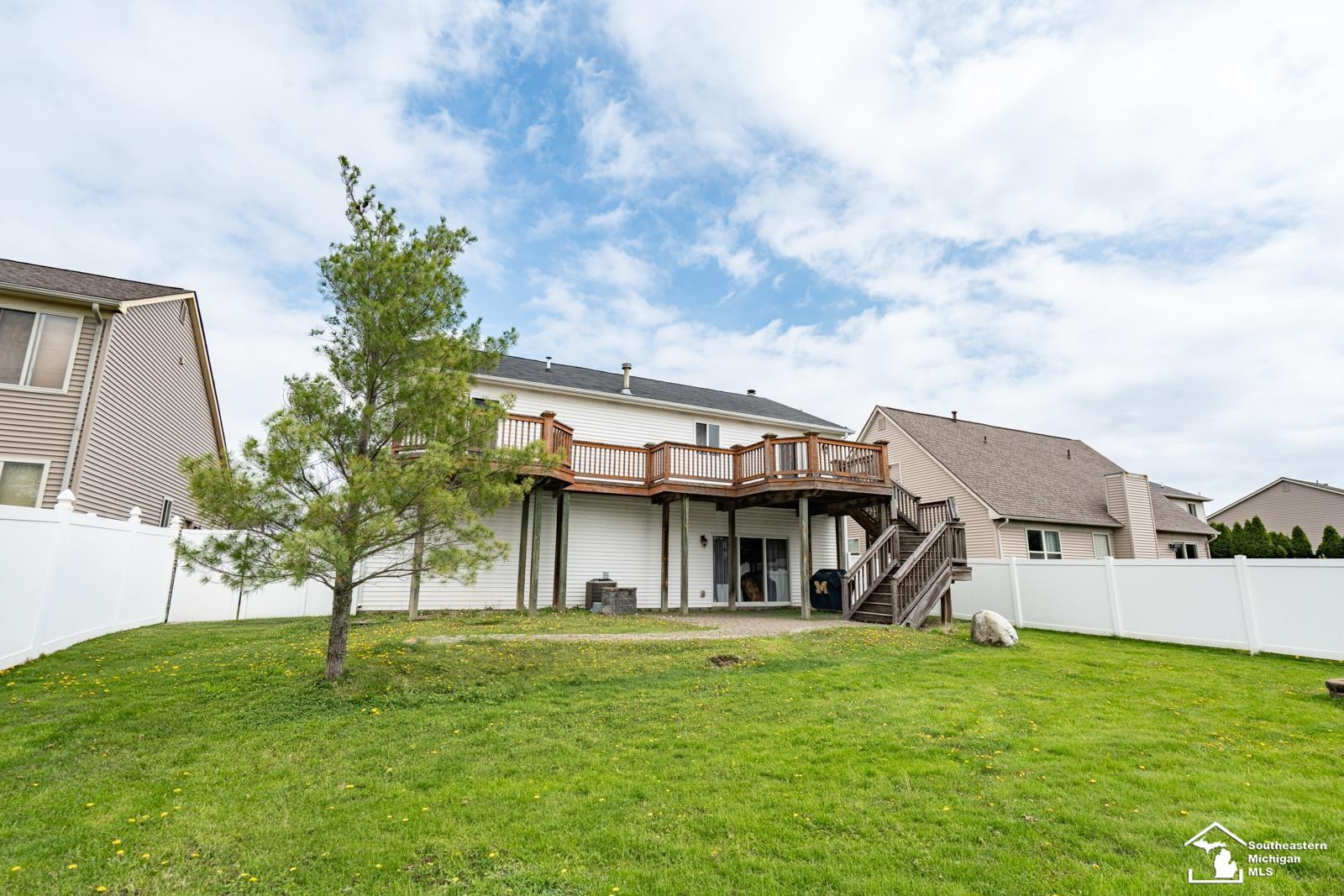 728 Falcon Drive, Dundee, MI 48131 — Photo 33