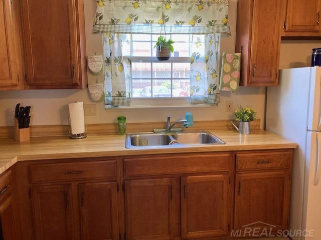 20883 Flora Street, Roseville, MI 48066 — Photo 7