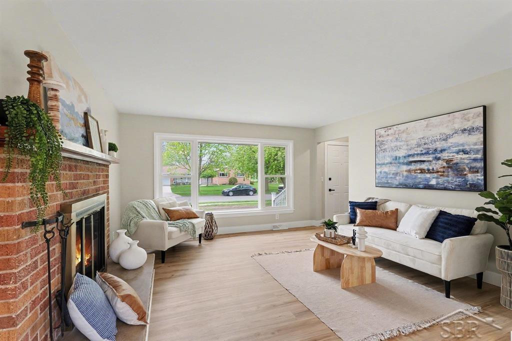 305 E Meadowbrook Drive, Midland, MI 48642 — Photo 3