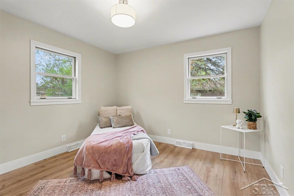 305 E Meadowbrook Drive, Midland, MI 48642 — Photo 11