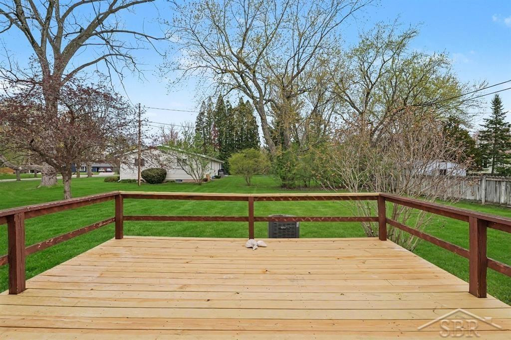 305 E Meadowbrook Drive, Midland, MI 48642 — Photo 27