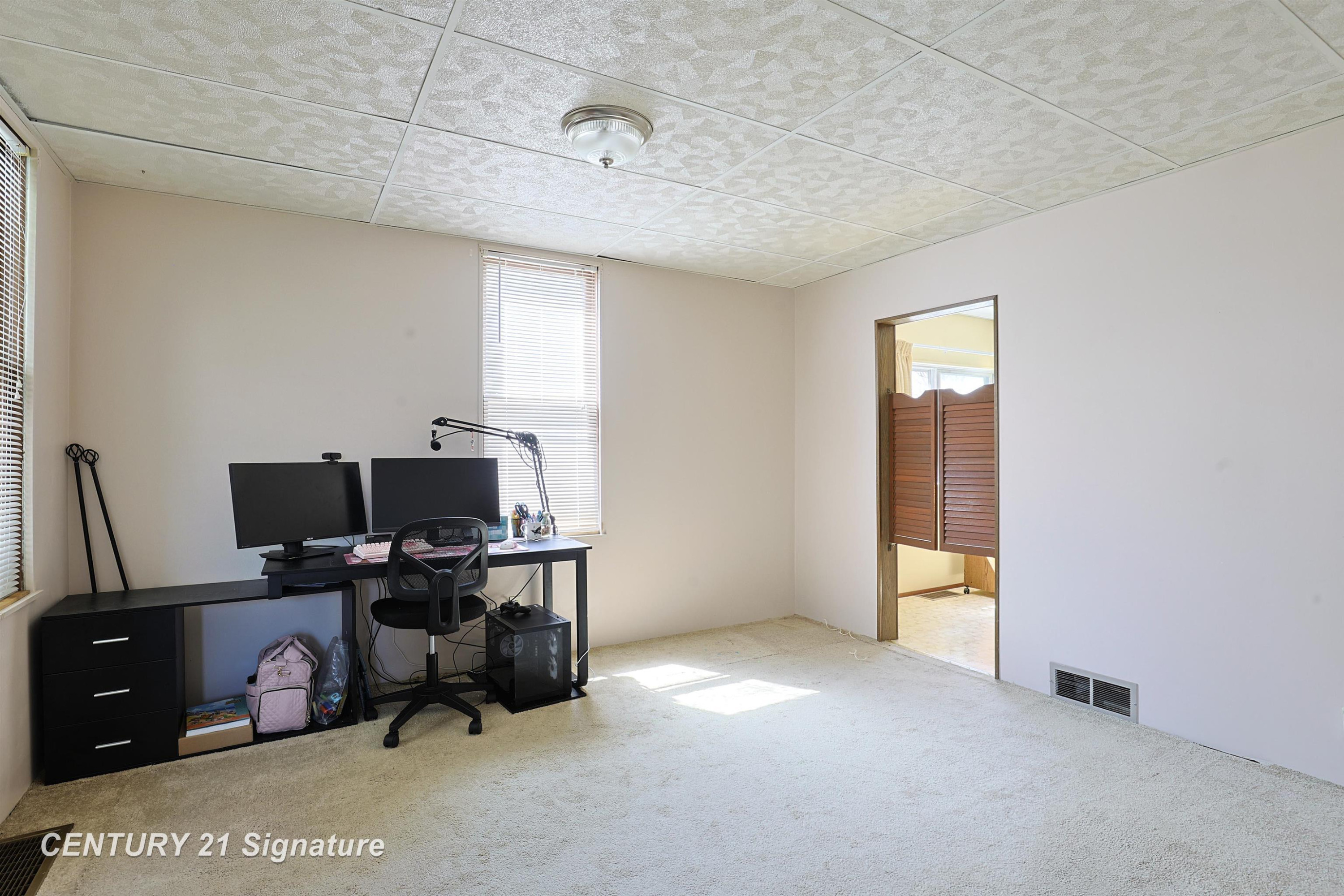 706 S Lincoln Street, Bay City, MI 48708 — Photo 3