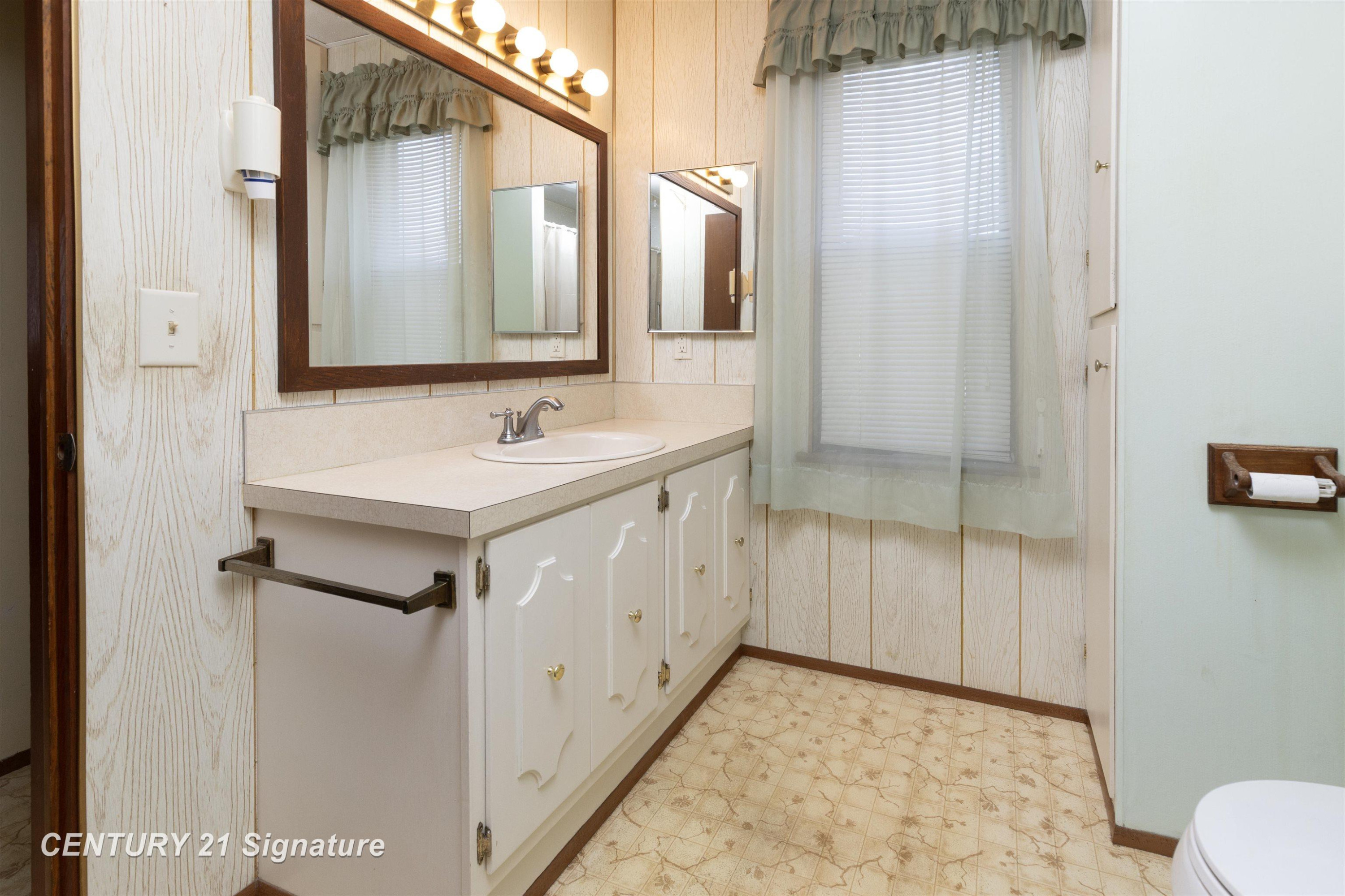 706 S Lincoln Street, Bay City, MI 48708 — Photo 10