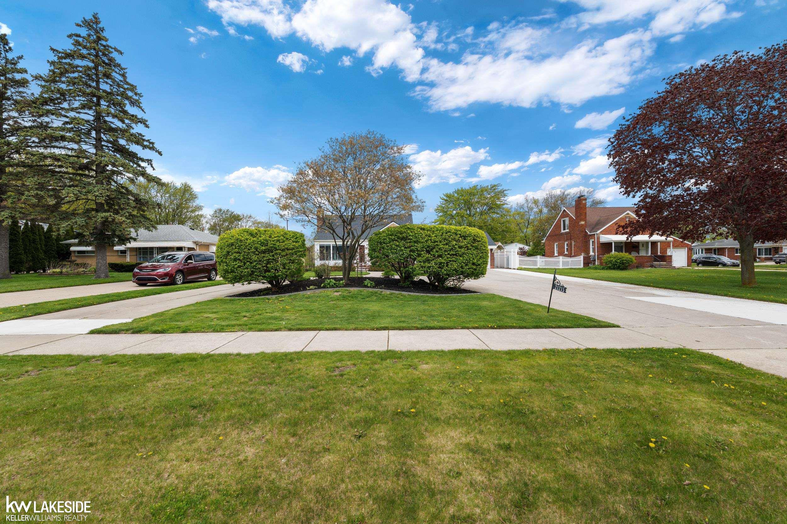 21215 E 11 Mile Road, Saint Clair Shores, MI 48081 — Photo 7