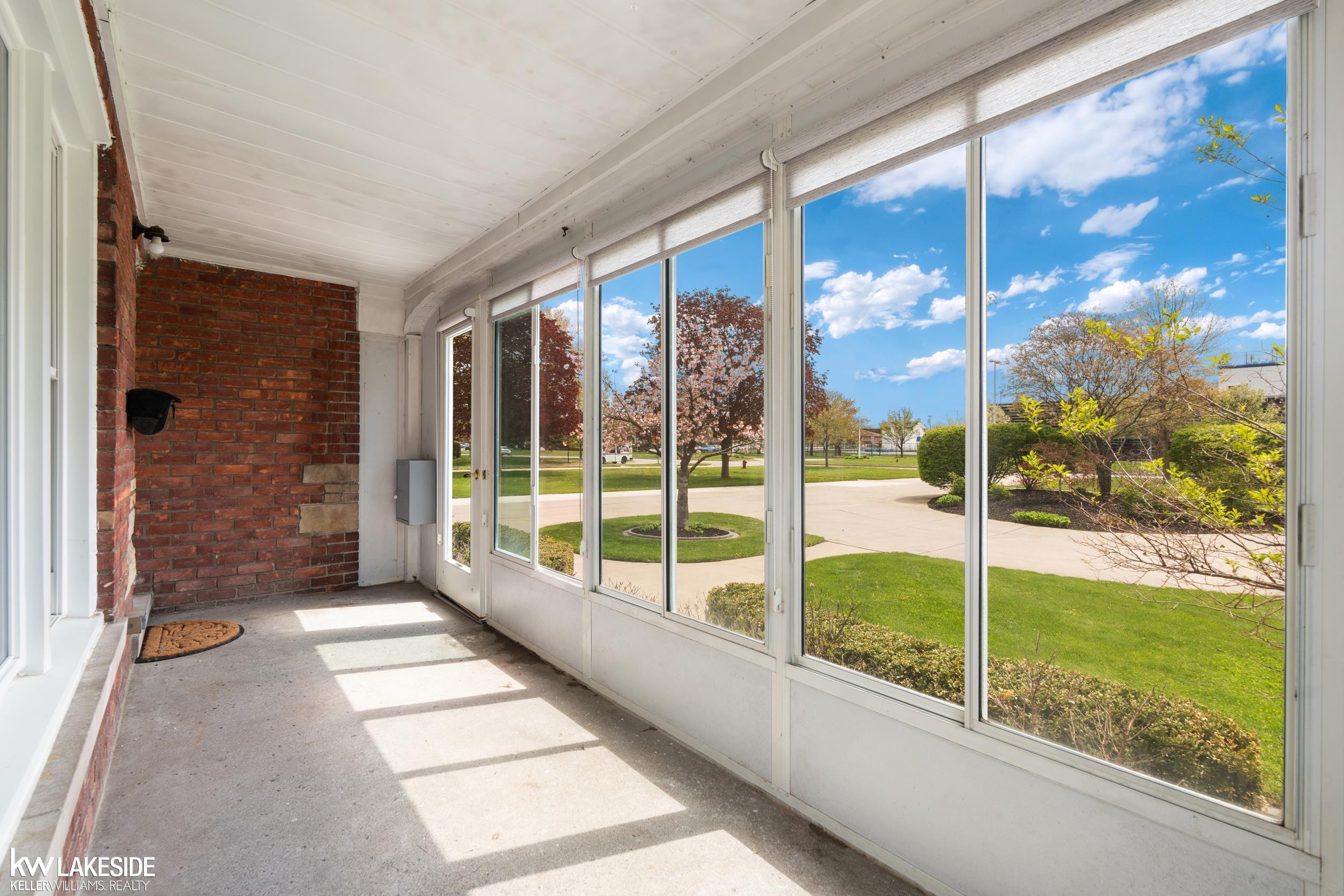 21215 E 11 Mile Road, Saint Clair Shores, MI 48081 — Photo 9