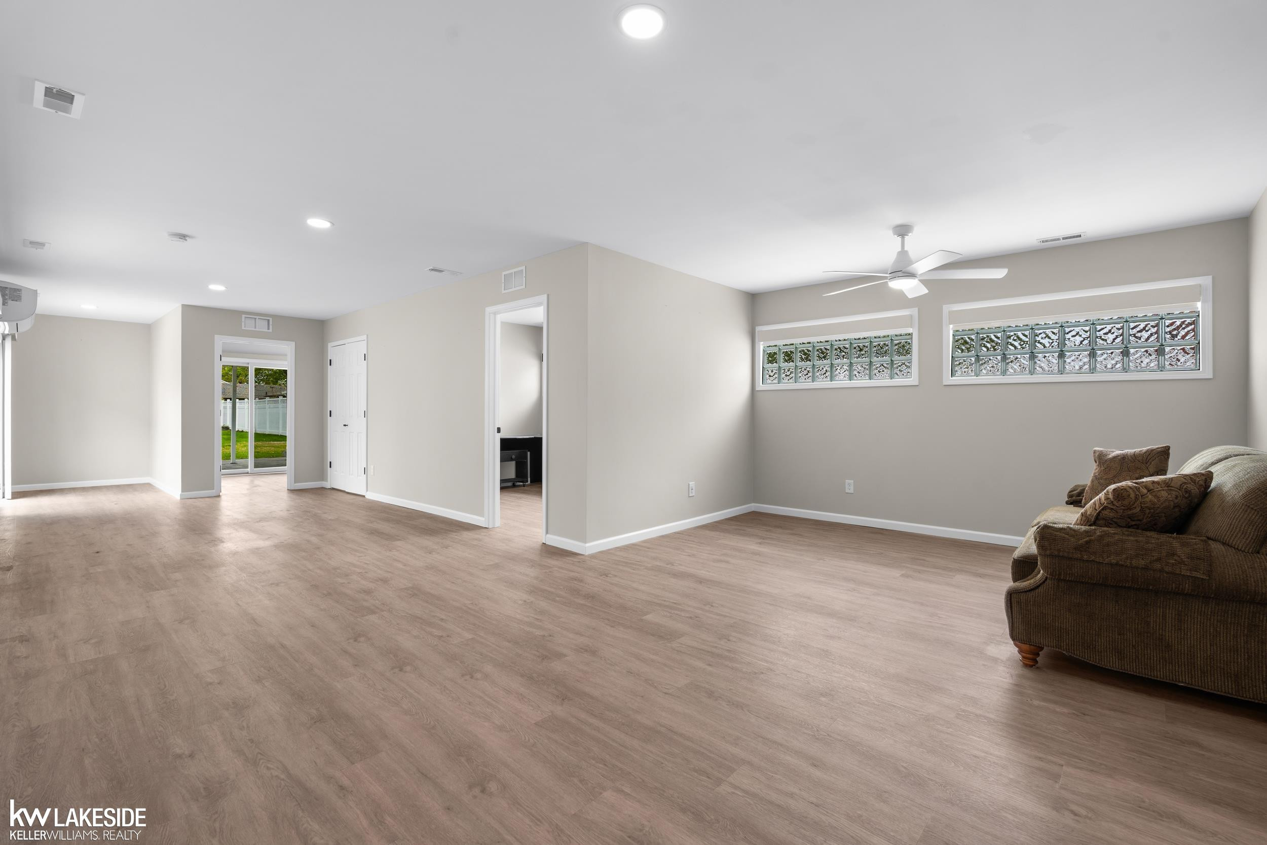 21215 E 11 Mile Road, Saint Clair Shores, MI 48081 — Photo 30