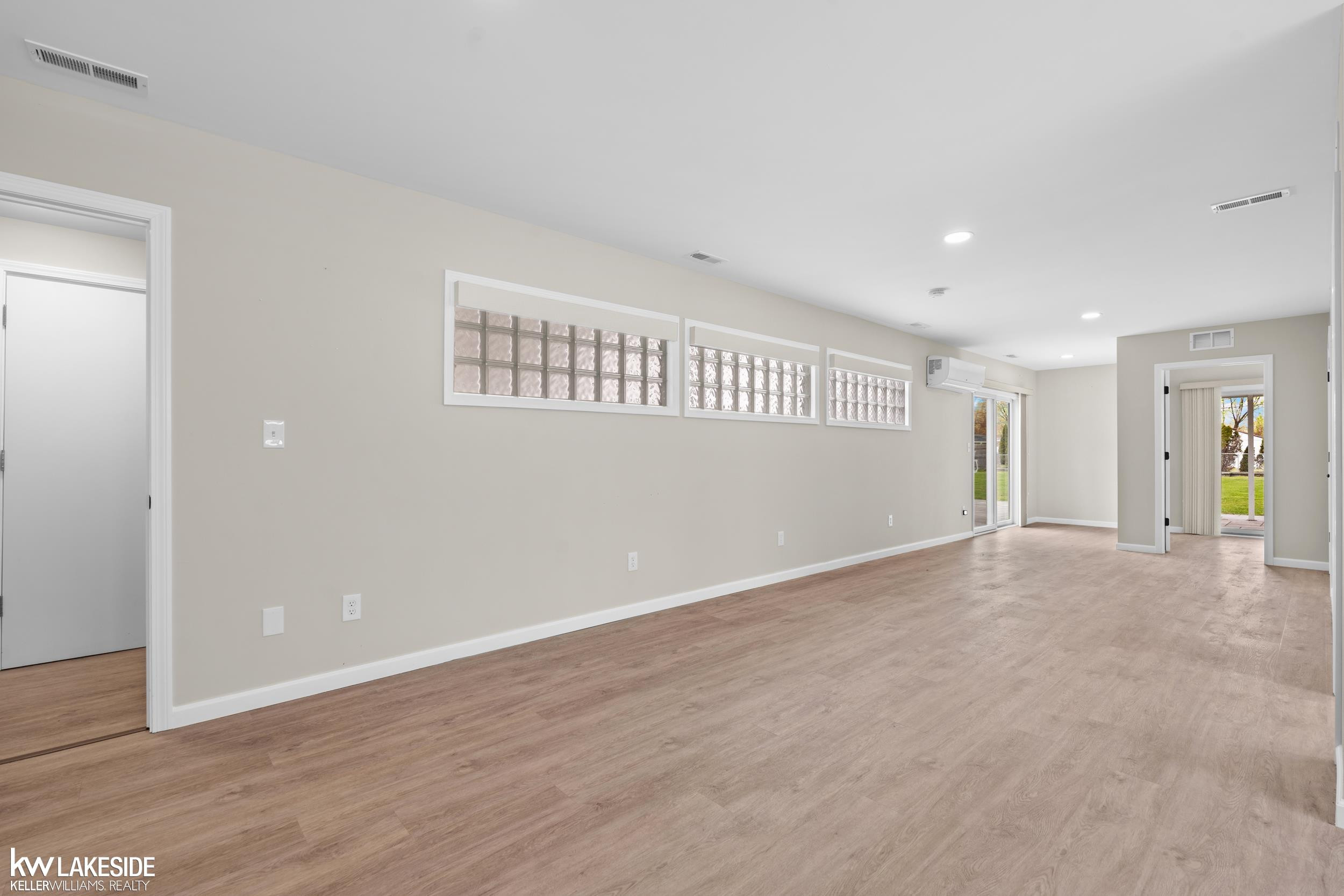 21215 E 11 Mile Road, Saint Clair Shores, MI 48081 — Photo 31