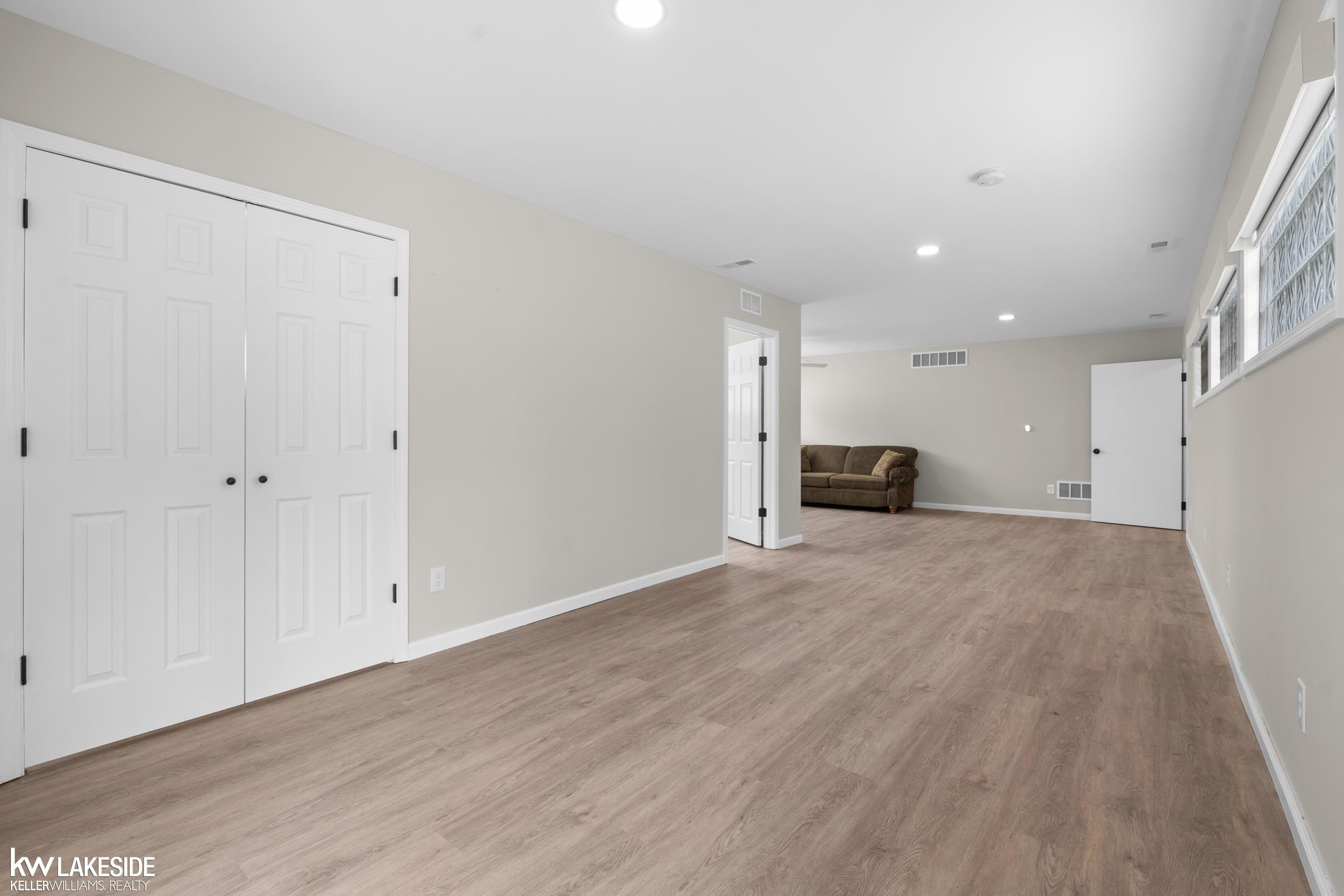 21215 E 11 Mile Road, Saint Clair Shores, MI 48081 — Photo 32
