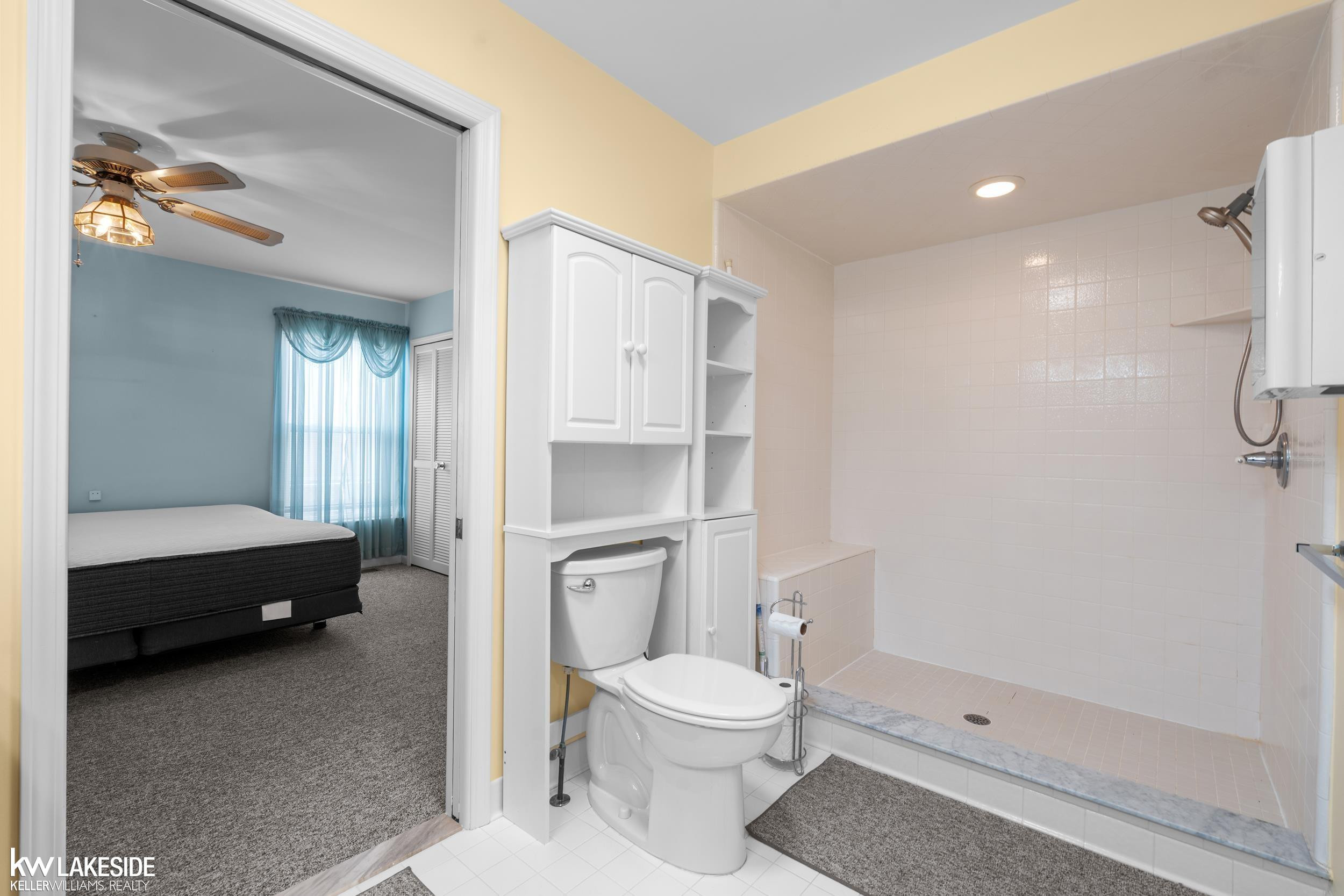 21215 E 11 Mile Road, Saint Clair Shores, MI 48081 — Photo 37