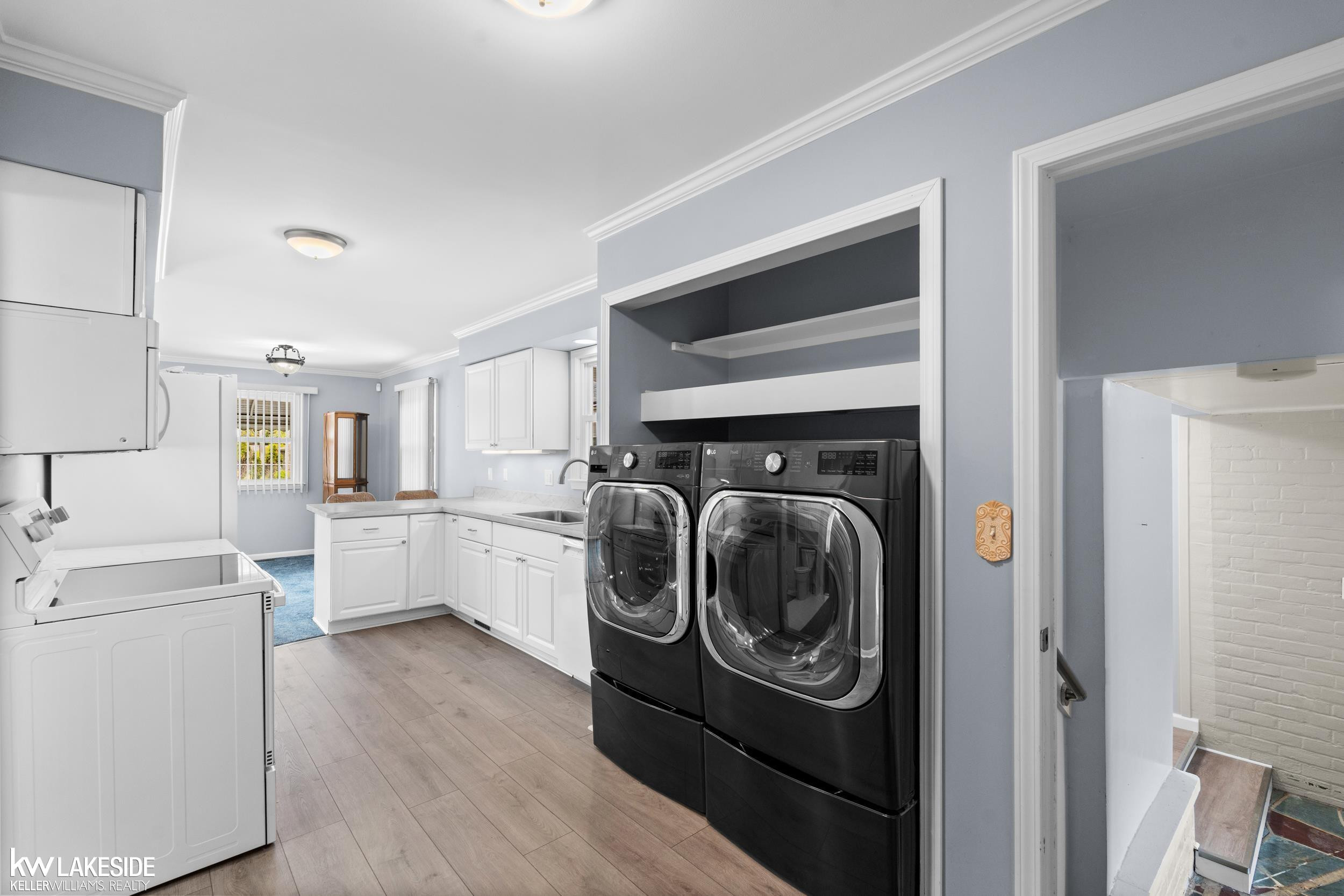 21215 E 11 Mile Road, Saint Clair Shores, MI 48081 — Photo 39