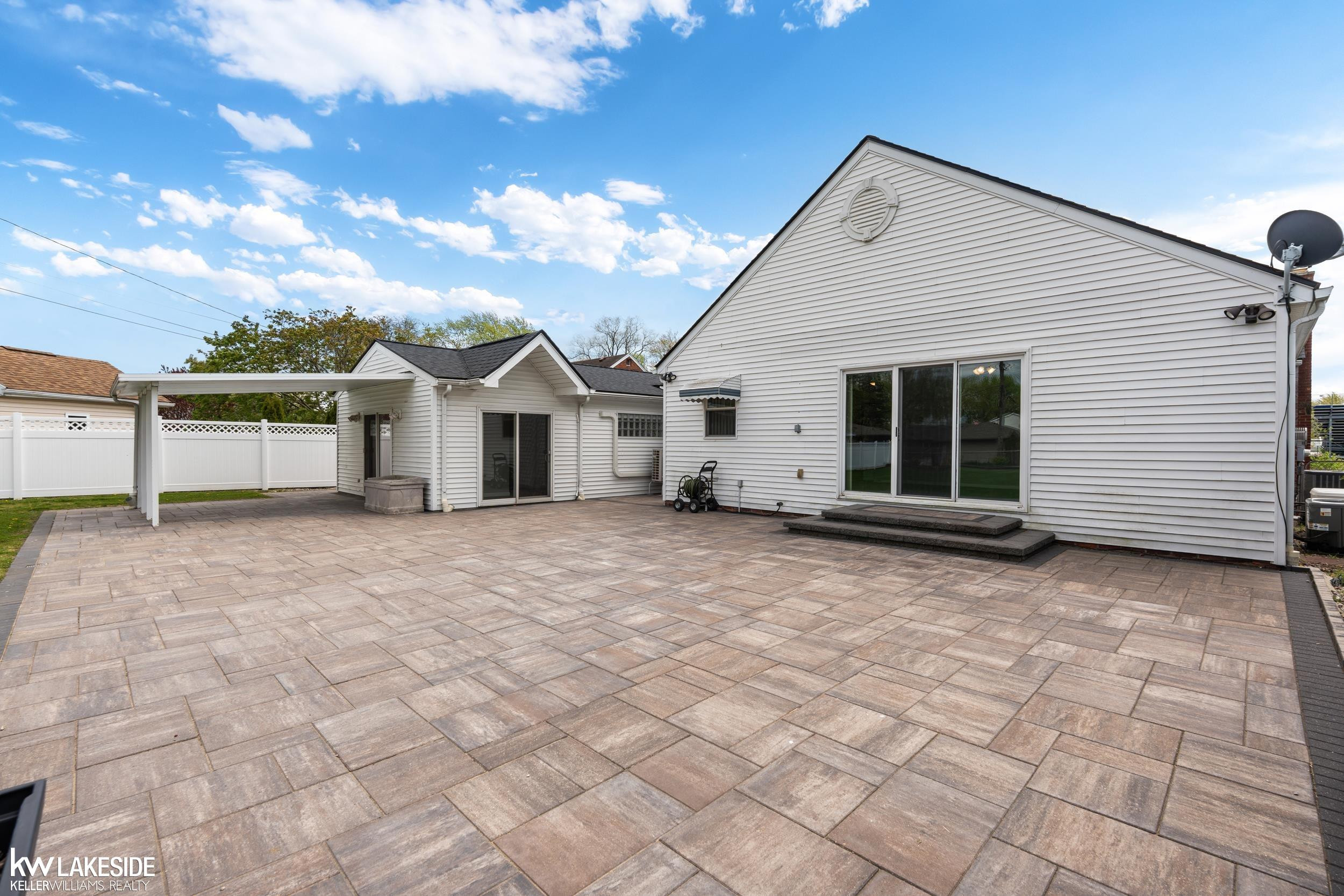 21215 E 11 Mile Road, Saint Clair Shores, MI 48081 — Photo 50