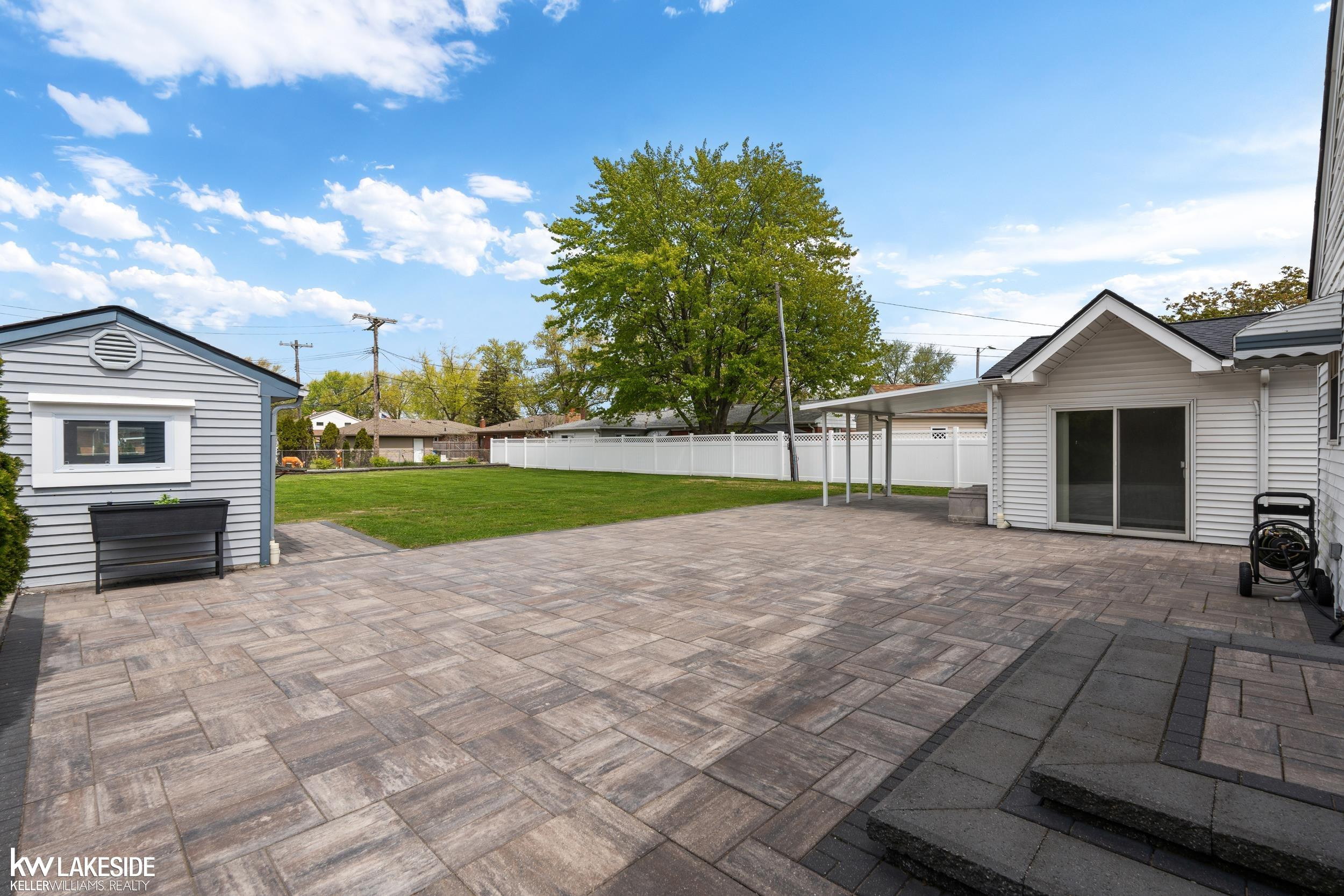 21215 E 11 Mile Road, Saint Clair Shores, MI 48081 — Photo 51