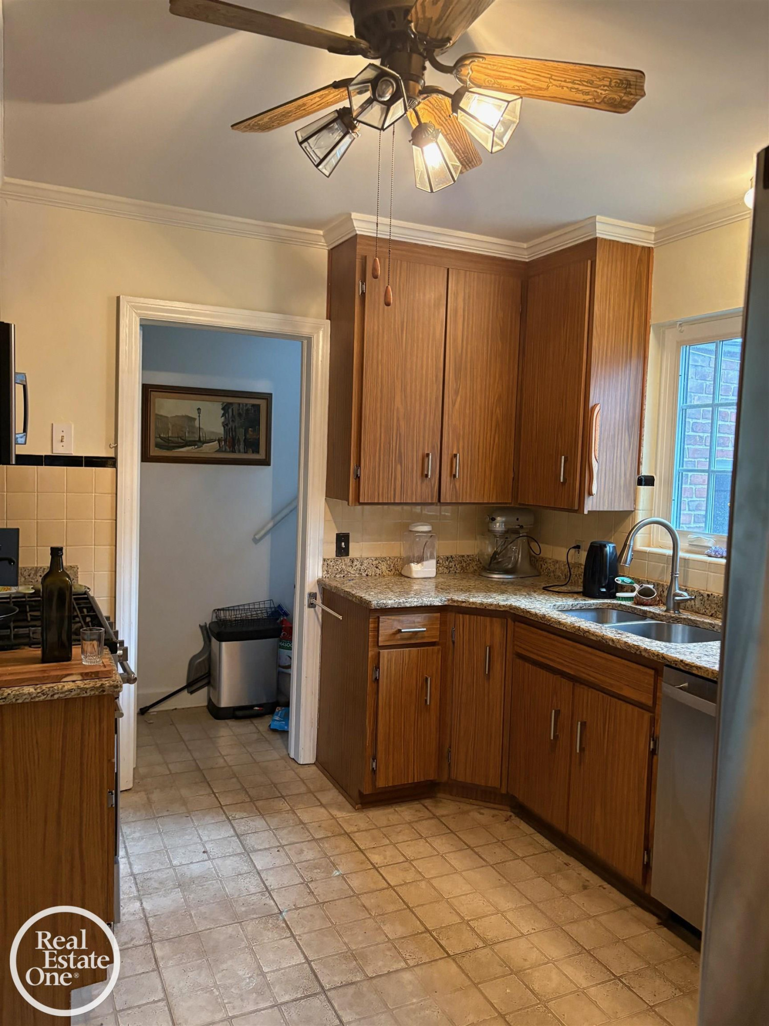 1150 Buckingham Drive, Grosse Pointe, MI 48230 — Photo 8
