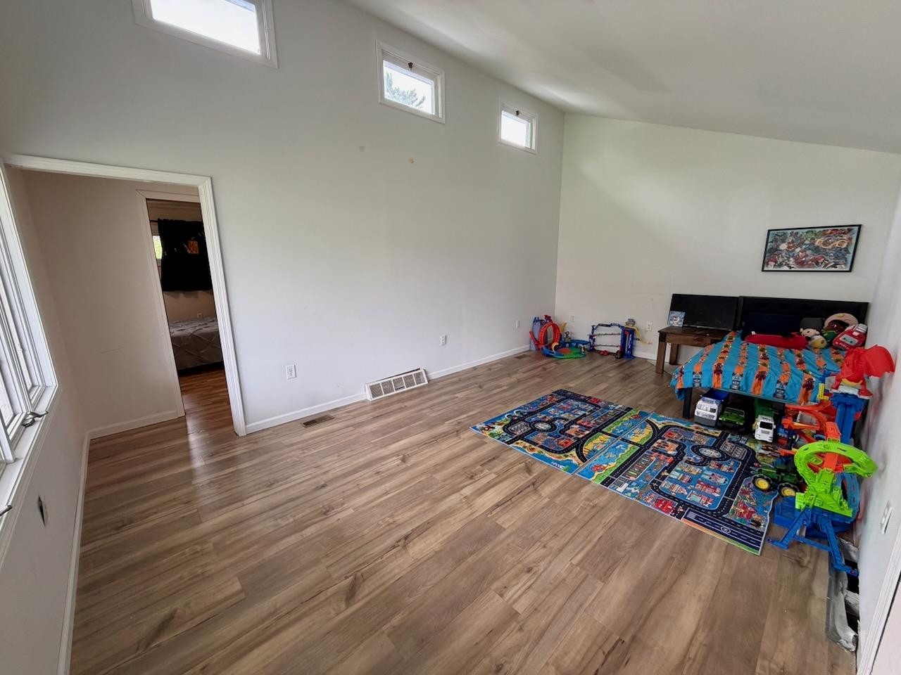 710 E Broad Street, Chesaning, MI 48616 — Photo 13