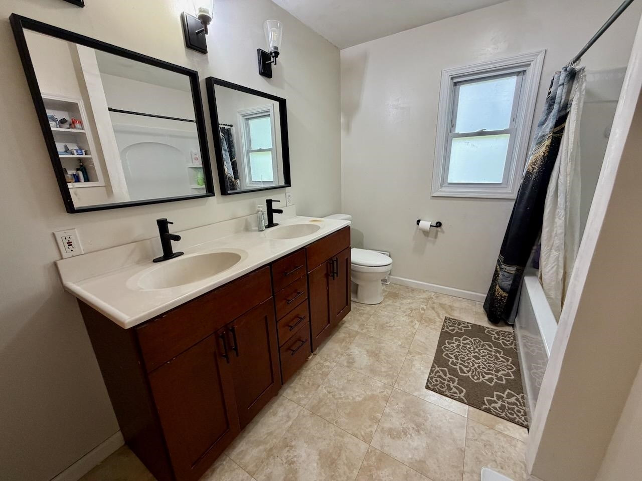 710 E Broad Street, Chesaning, MI 48616 — Photo 21