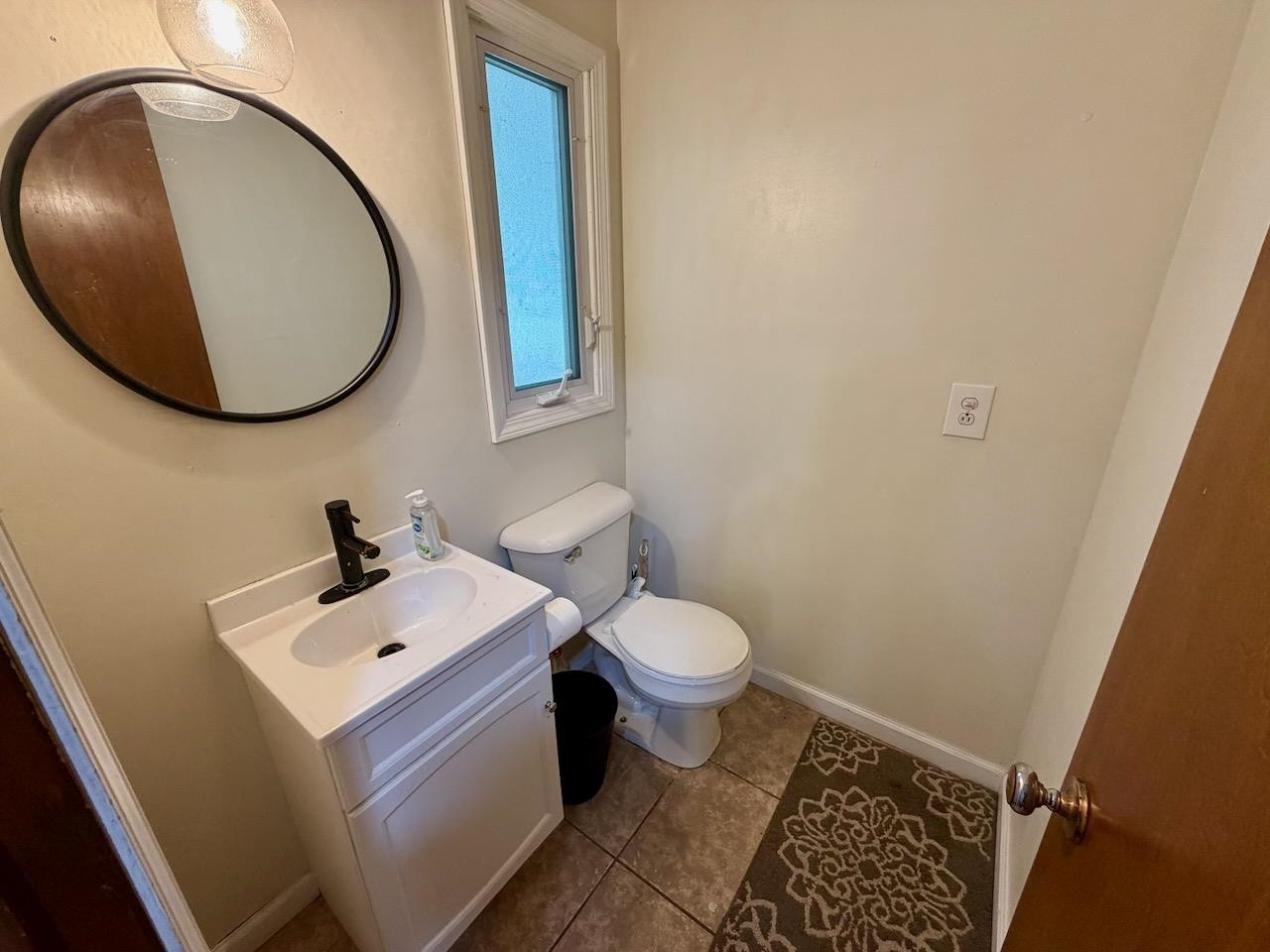 710 E Broad Street, Chesaning, MI 48616 — Photo 26