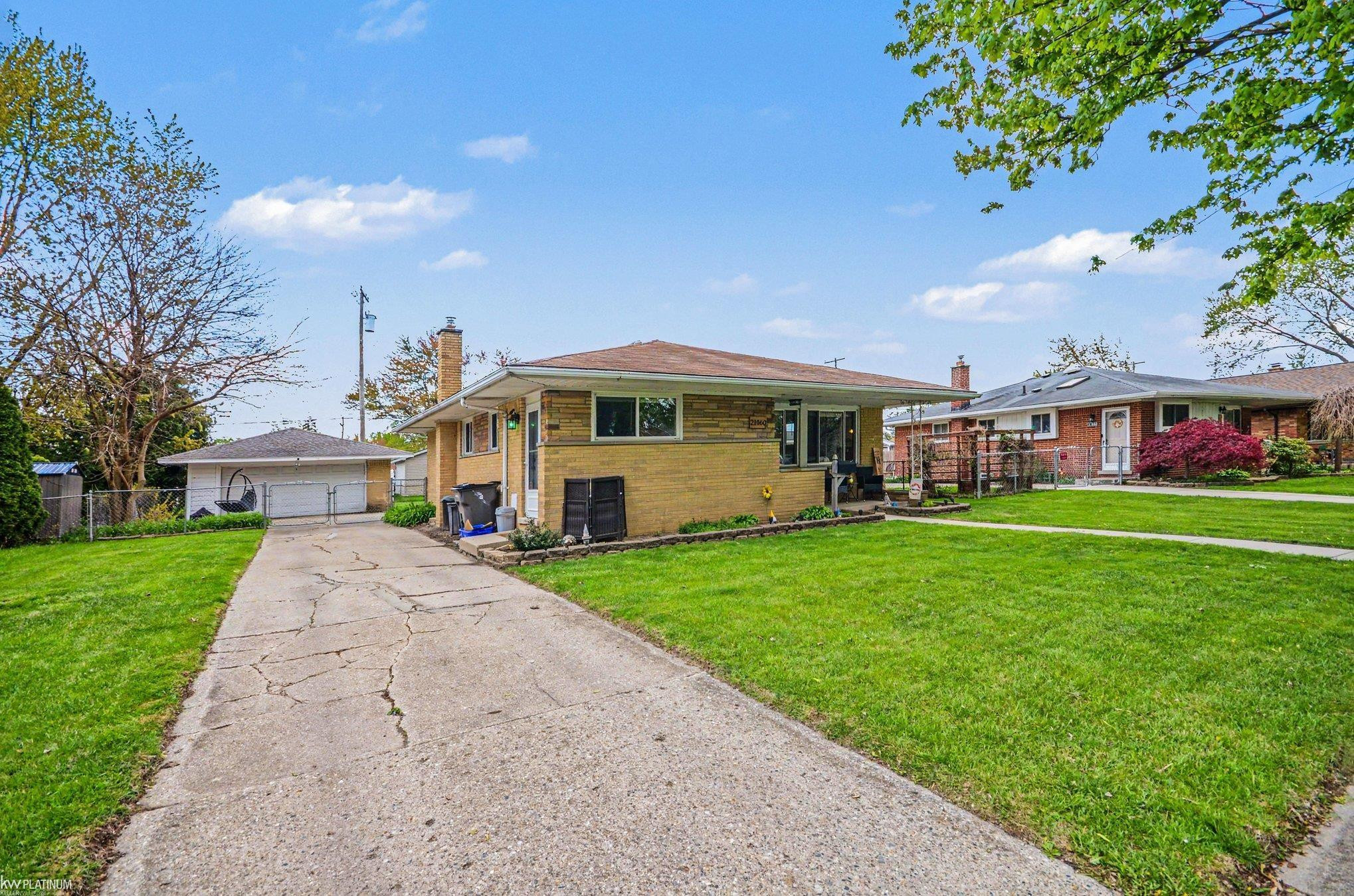 21060 Suffolk Street, Clinton Twp, MI 48035 — Photo 5