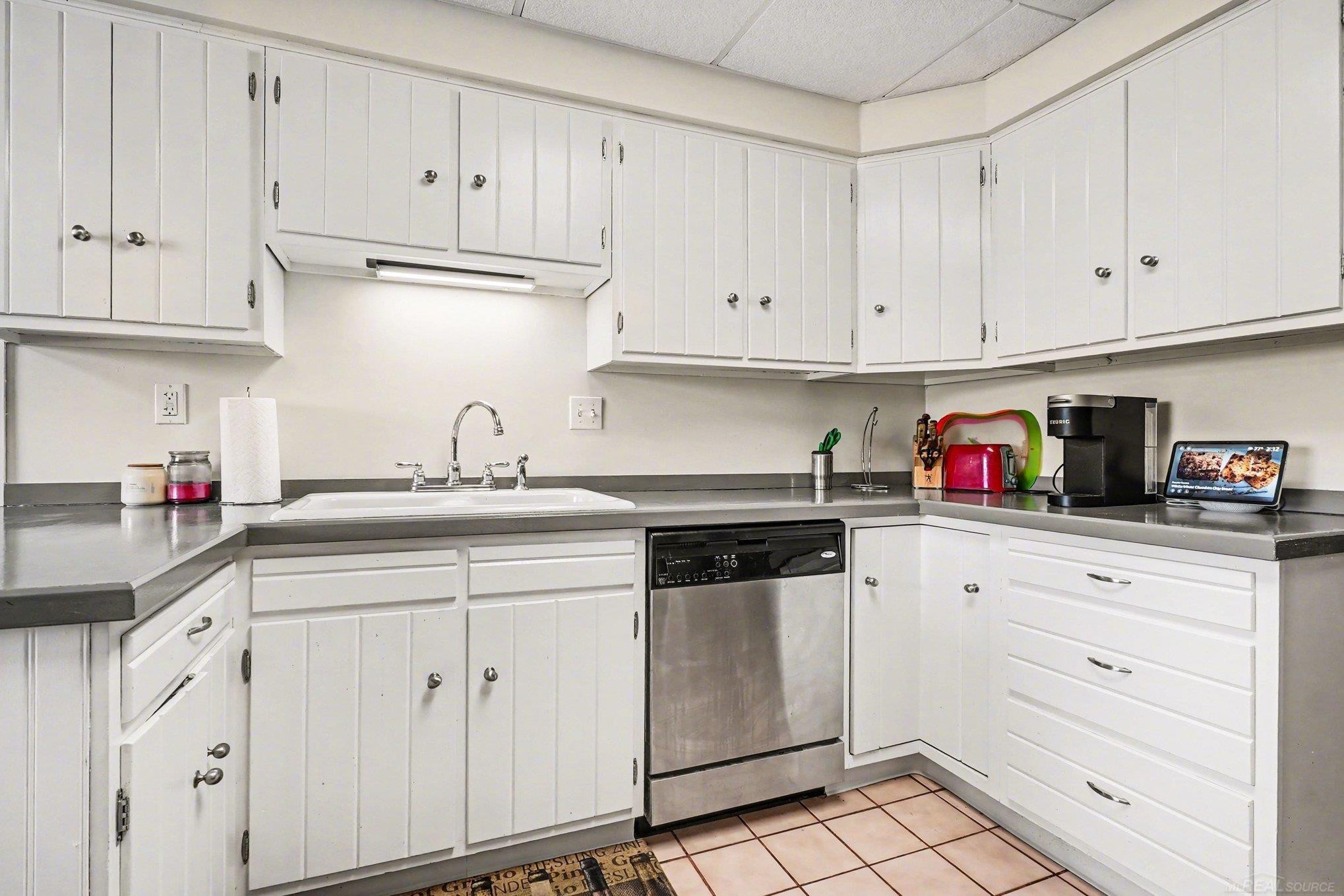 205 Kennely Road, A15, Saginaw, MI 48609 — Photo 9