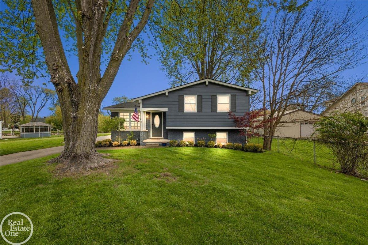 39684 Shoreline Drive, MI — Photo 2
