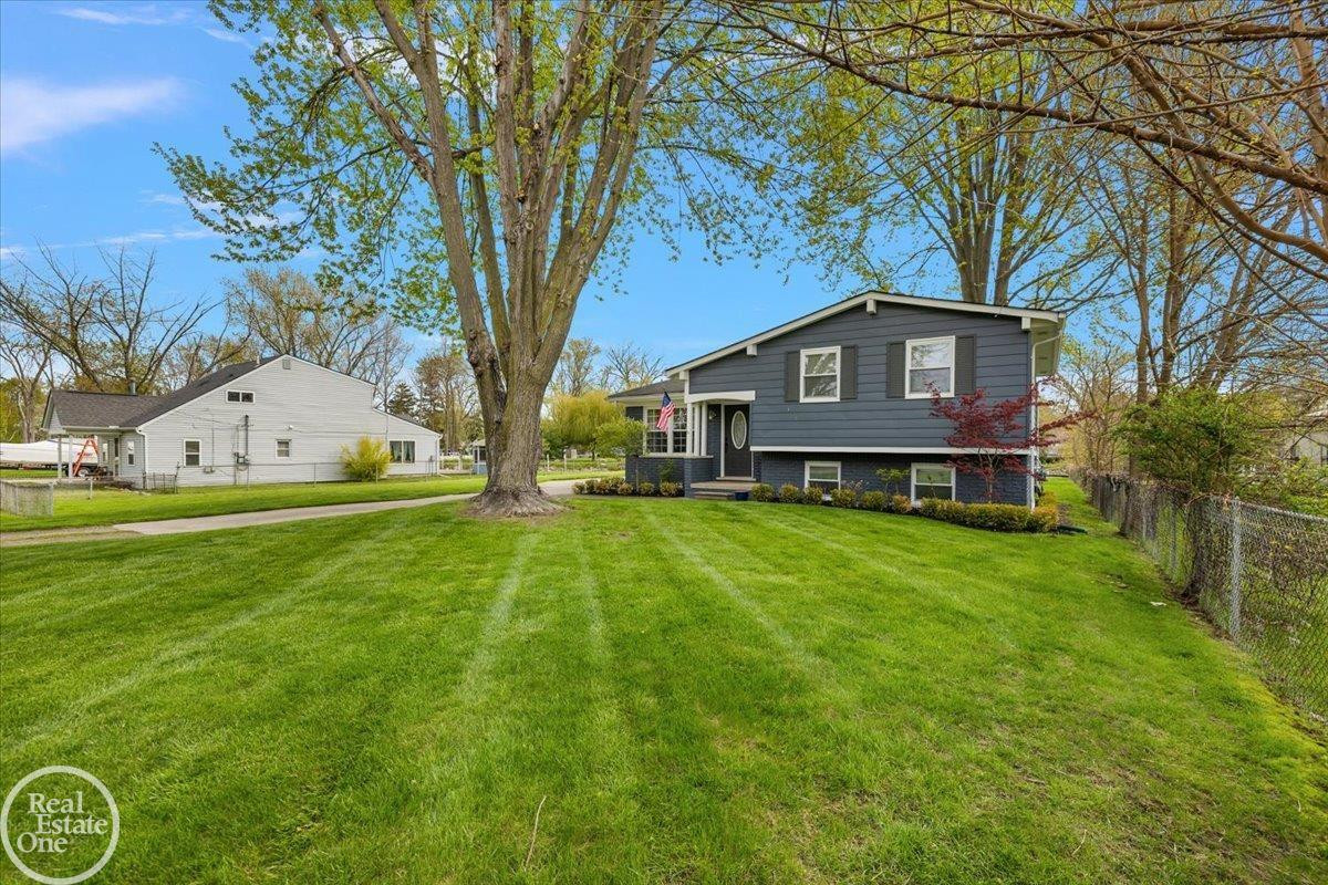 39684 Shoreline Drive, MI — Photo 3