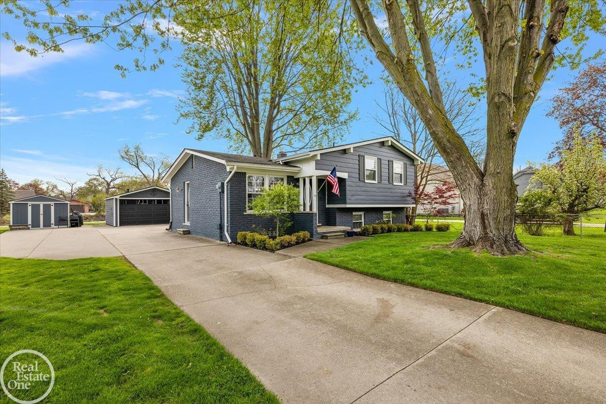 39684 Shoreline Drive, MI — Photo 4